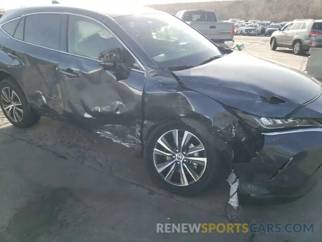 9 Photograph of a damaged car JTEAAAAH2NJ096173 TOYOTA VENZA 2022