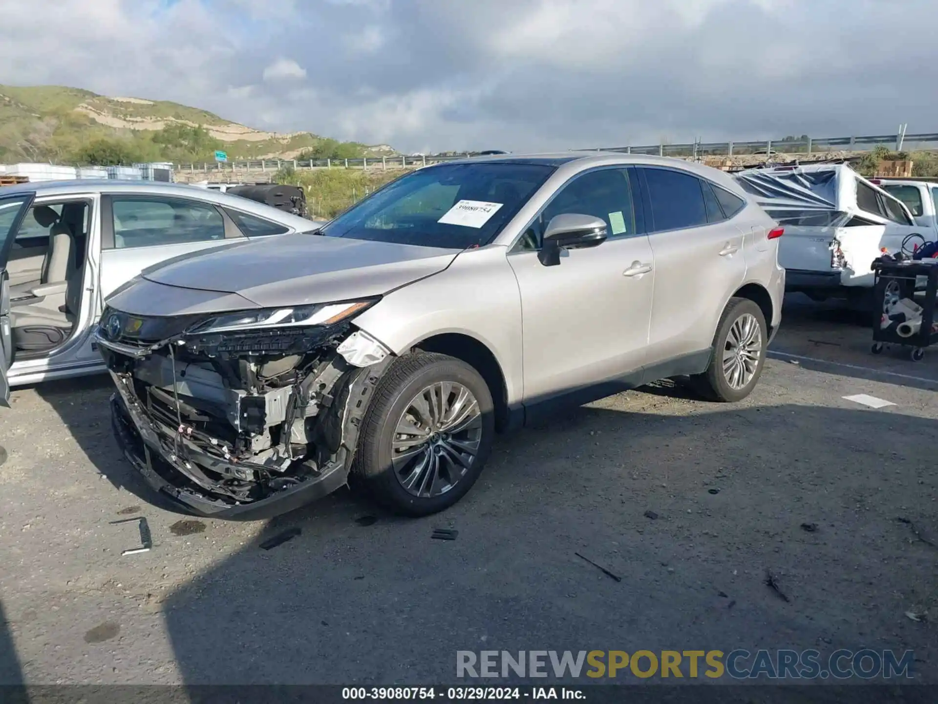 2 Photograph of a damaged car JTEAAAAH2NJ098568 TOYOTA VENZA 2022