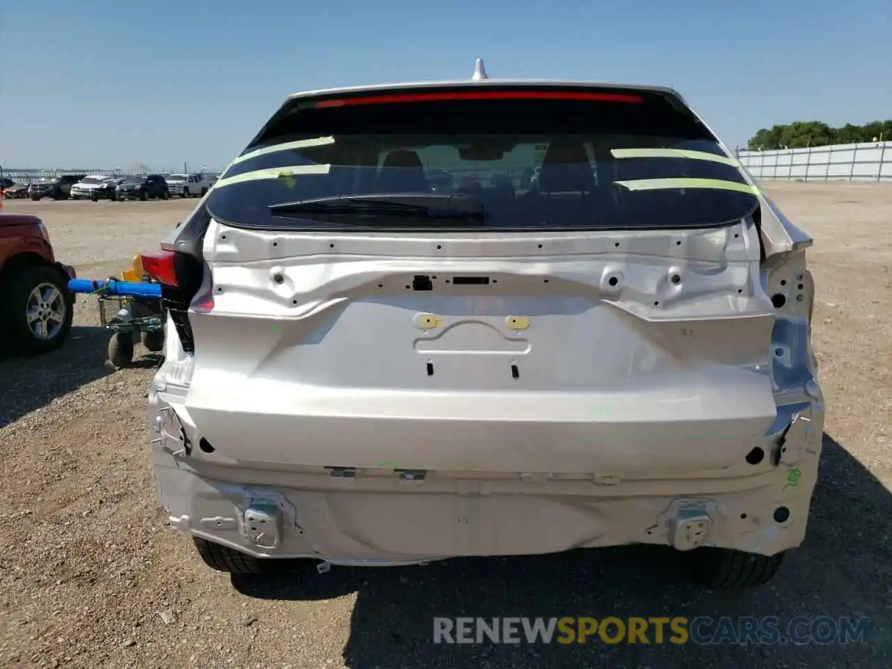 9 Photograph of a damaged car JTEAAAAH3NJ090009 TOYOTA VENZA 2022