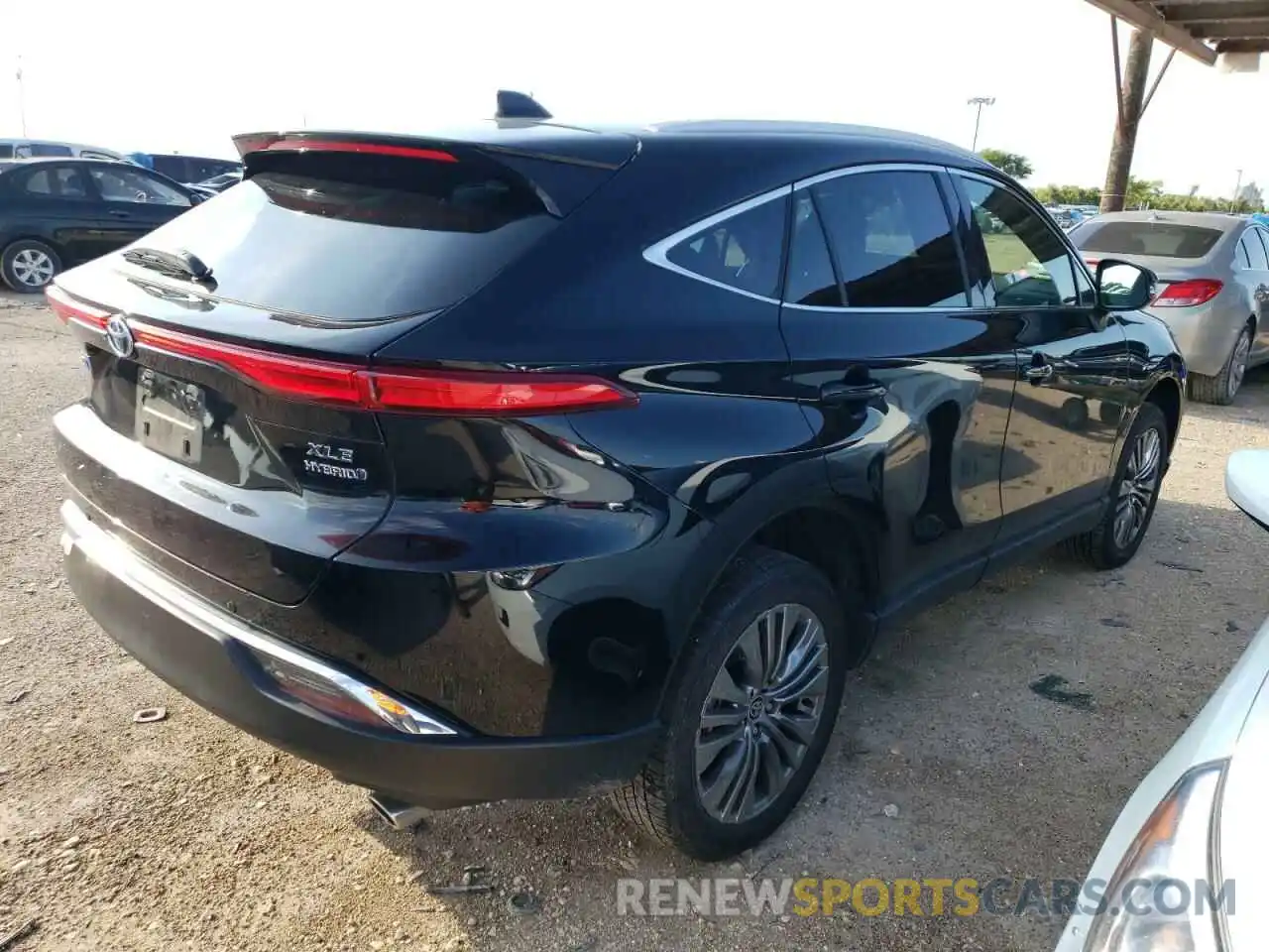 4 Photograph of a damaged car JTEAAAAH6NJ092000 TOYOTA VENZA 2022