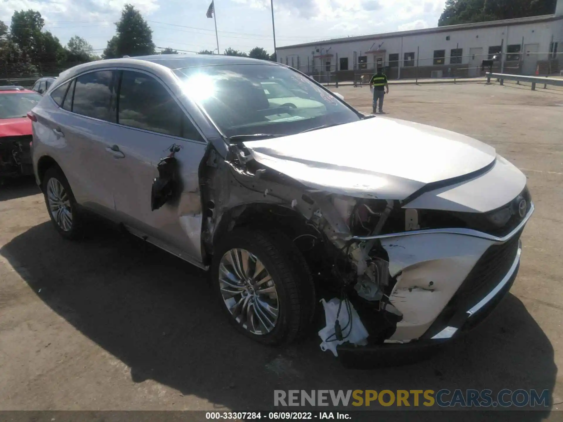 1 Photograph of a damaged car JTEAAAAH7NJ098114 TOYOTA VENZA 2022