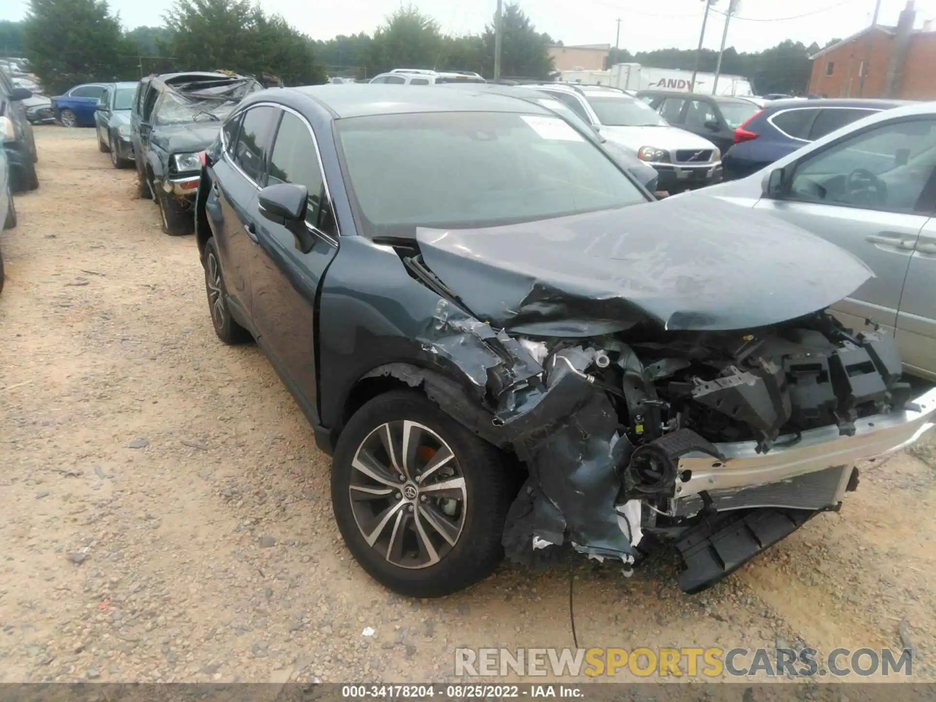 1 Photograph of a damaged car JTEAAAAH9NJ092265 TOYOTA VENZA 2022