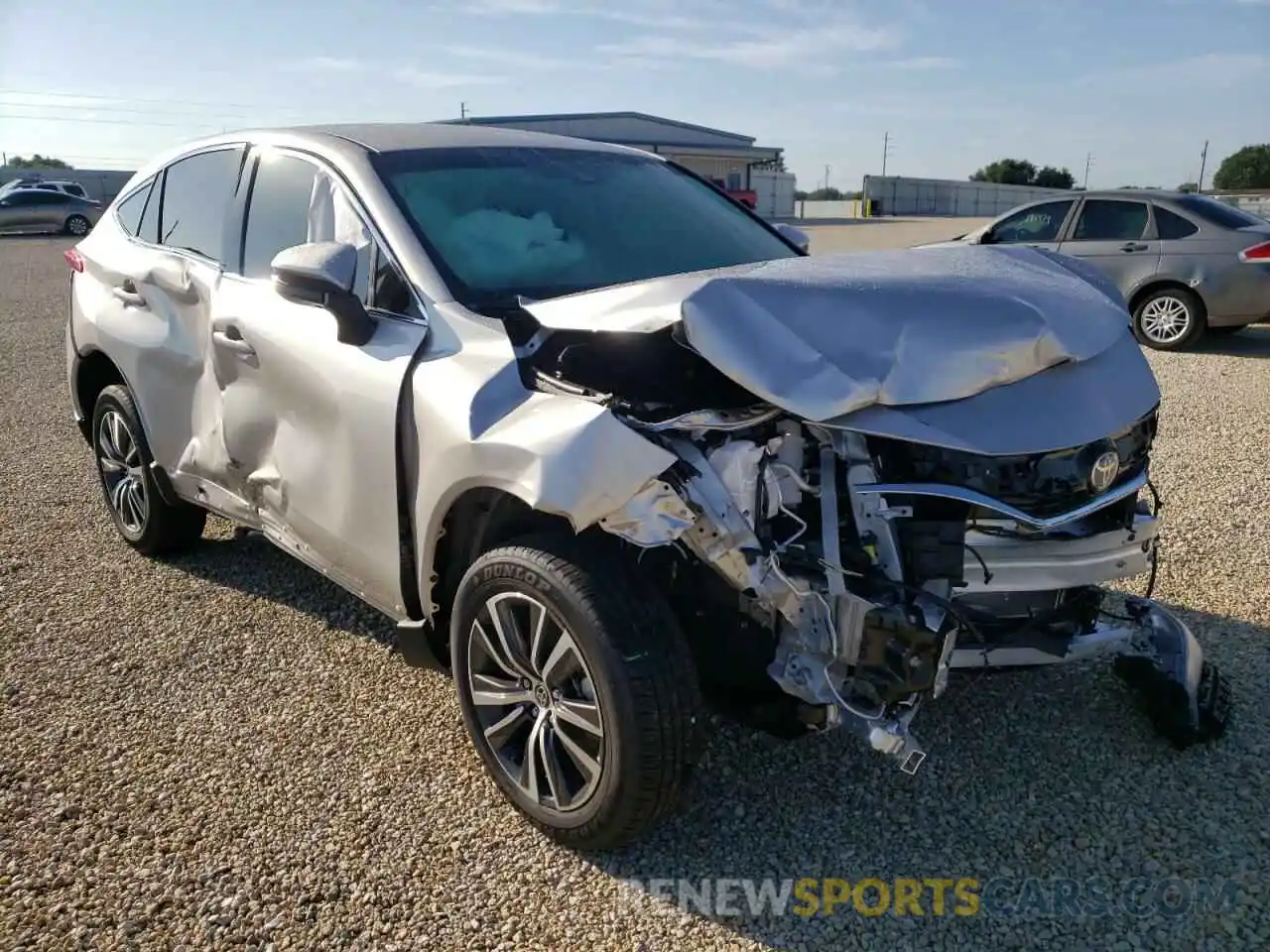 1 Photograph of a damaged car JTEAAAAH9NJ101627 TOYOTA VENZA 2022