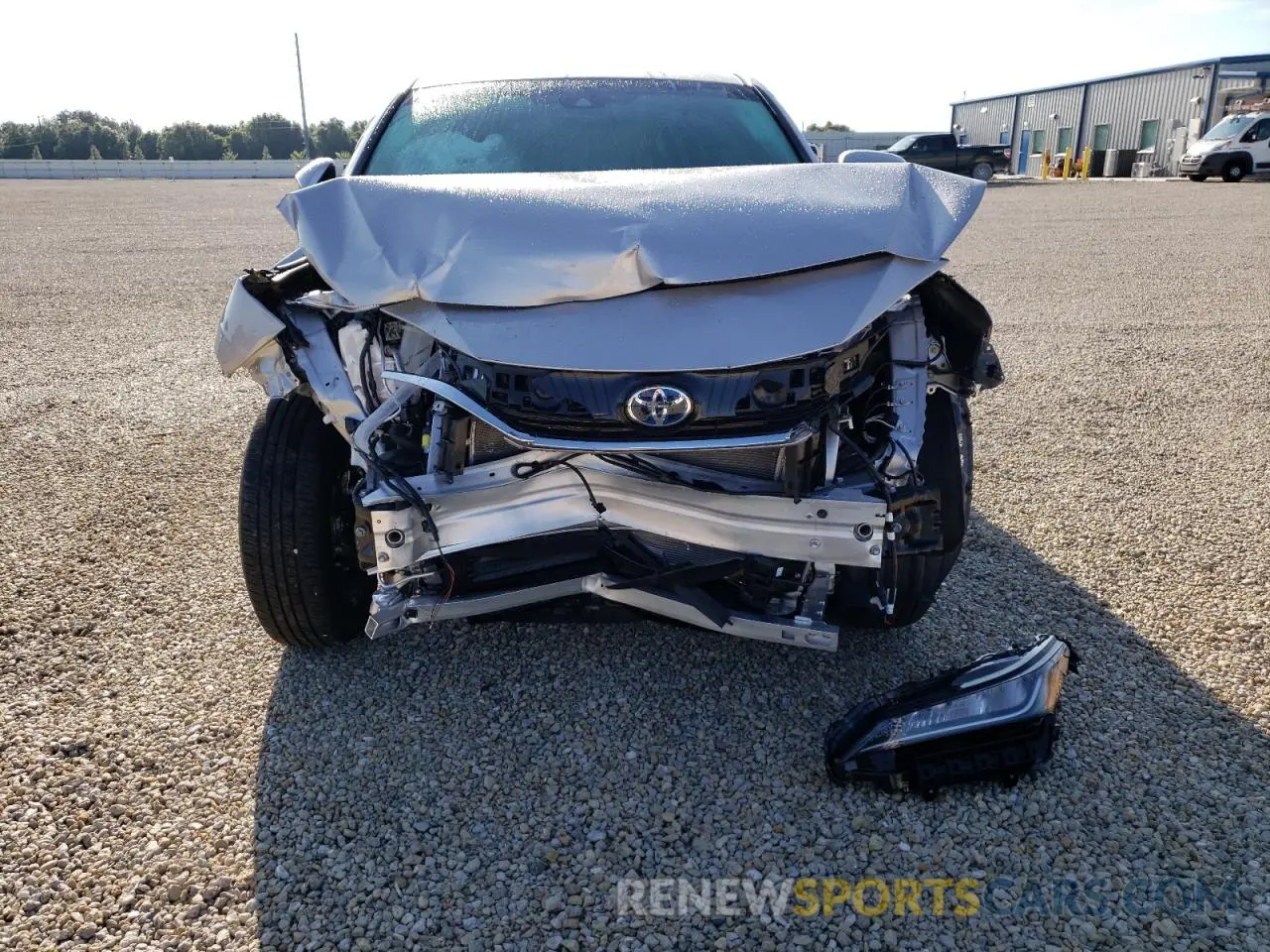 9 Photograph of a damaged car JTEAAAAH9NJ101627 TOYOTA VENZA 2022