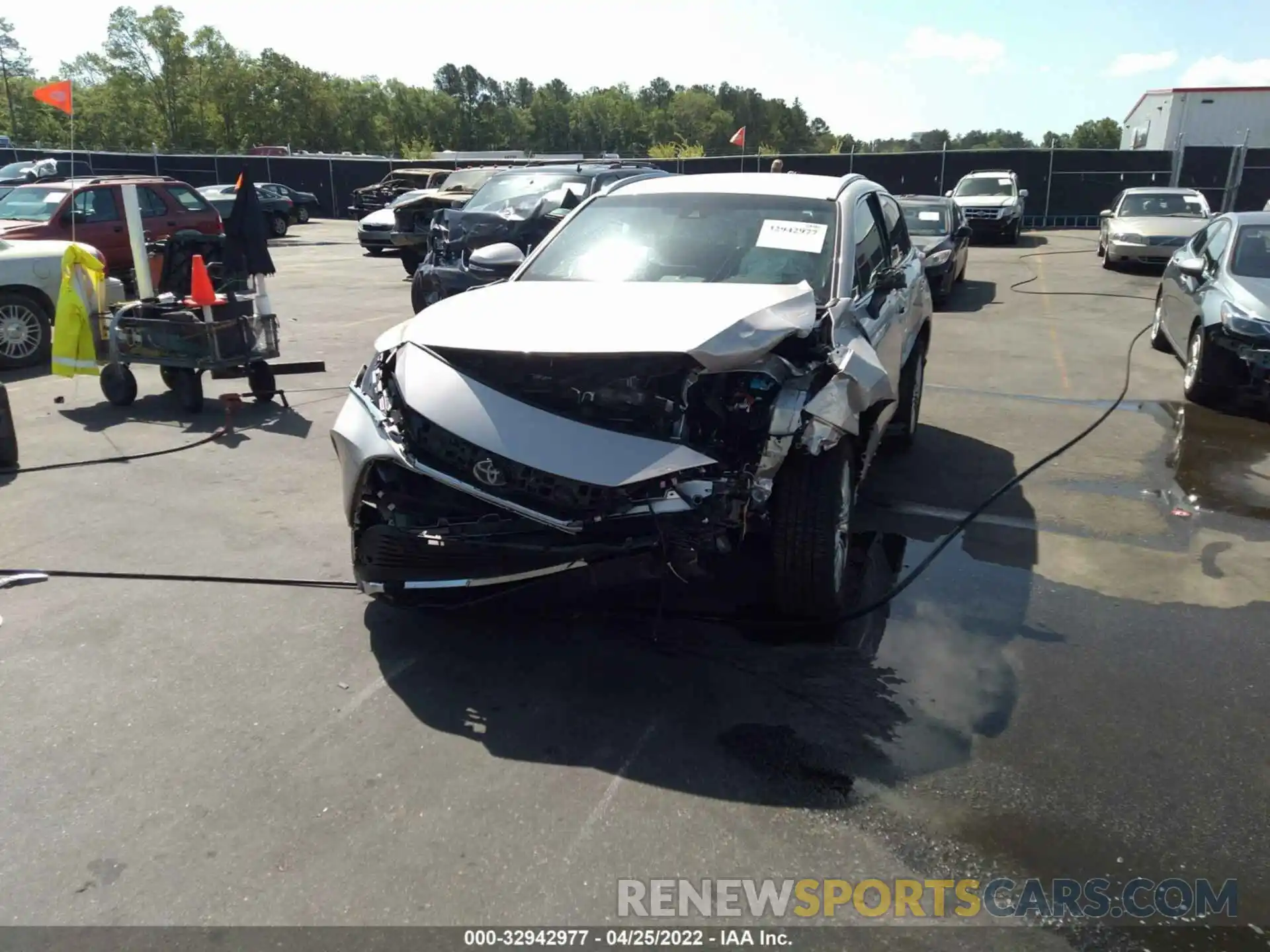 6 Photograph of a damaged car JTEAAAAHXNJ087575 TOYOTA VENZA 2022