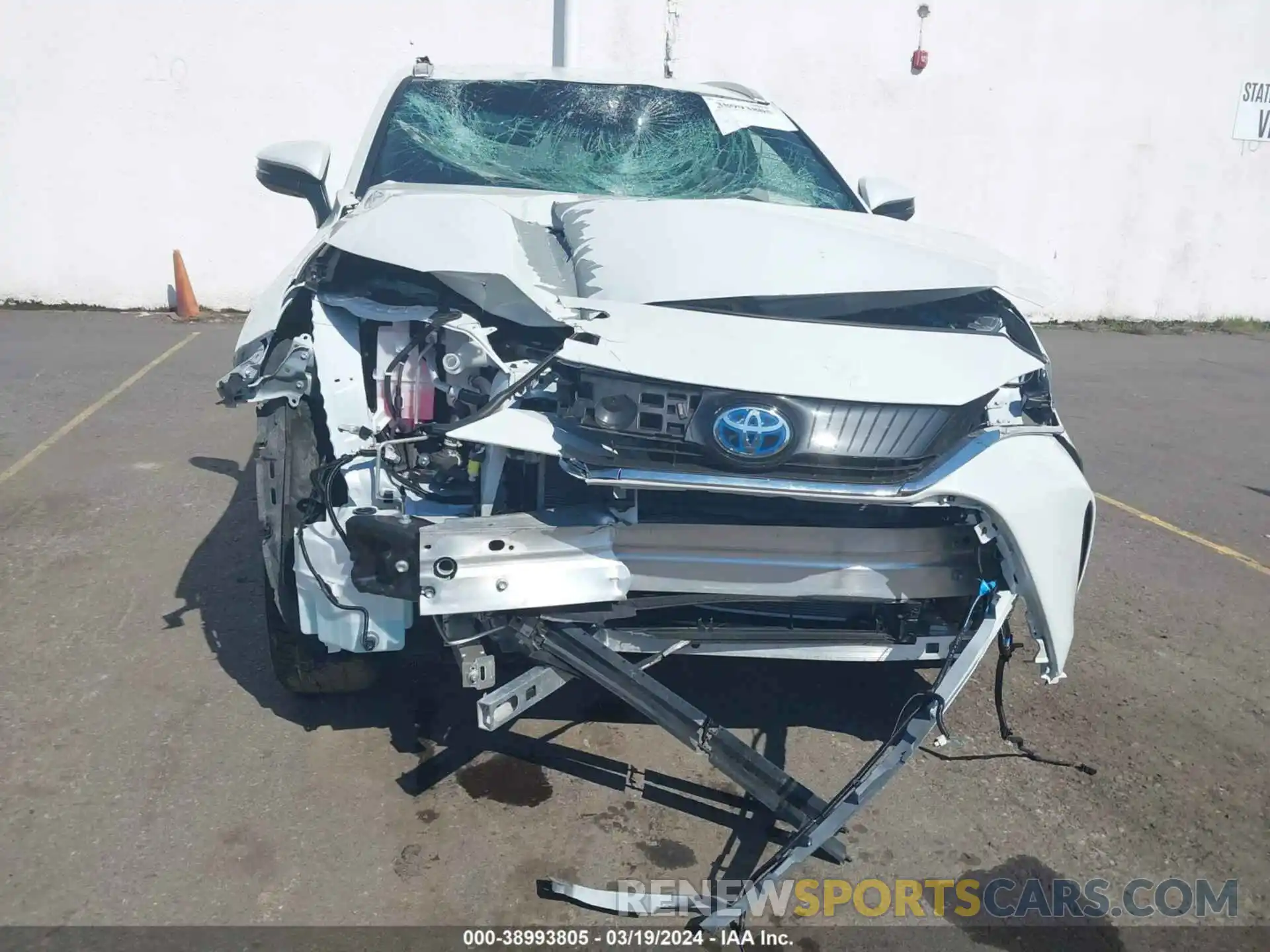 6 Photograph of a damaged car JTEAAAAH7PJ143734 TOYOTA VENZA 2023