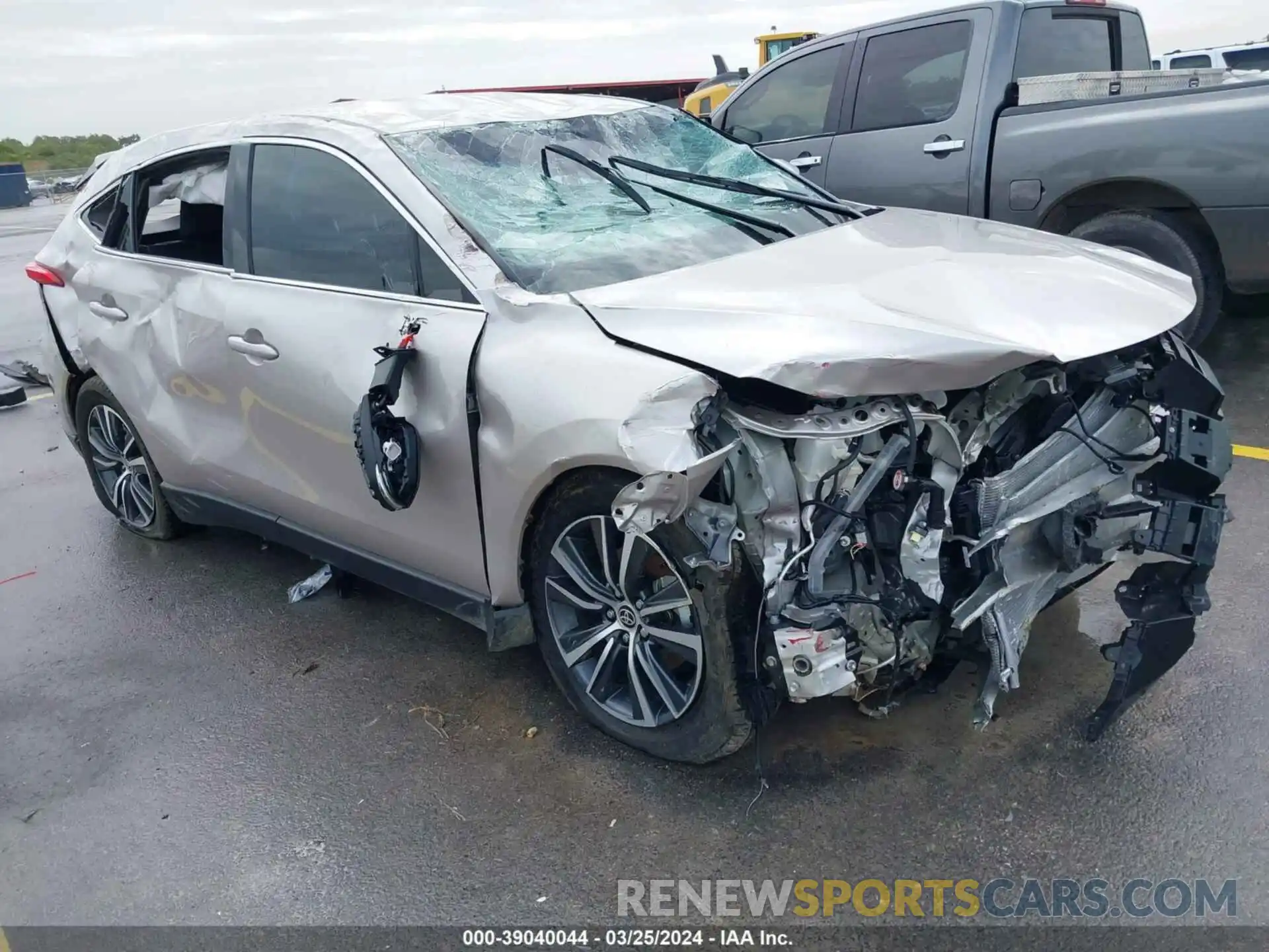 1 Photograph of a damaged car JTEAAAAH7RJ155496 TOYOTA VENZA 2024