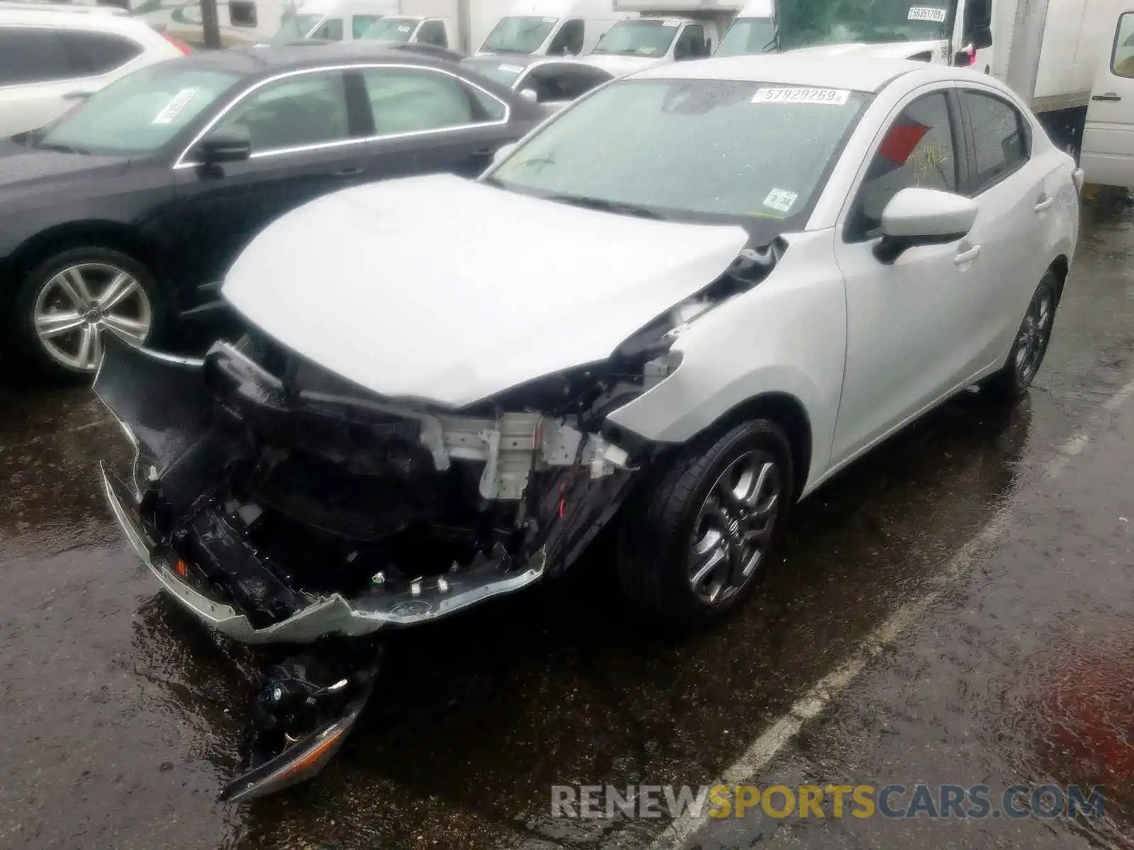 2 Photograph of a damaged car 3MYDLBYV0KY501906 TOYOTA YARIS 2019