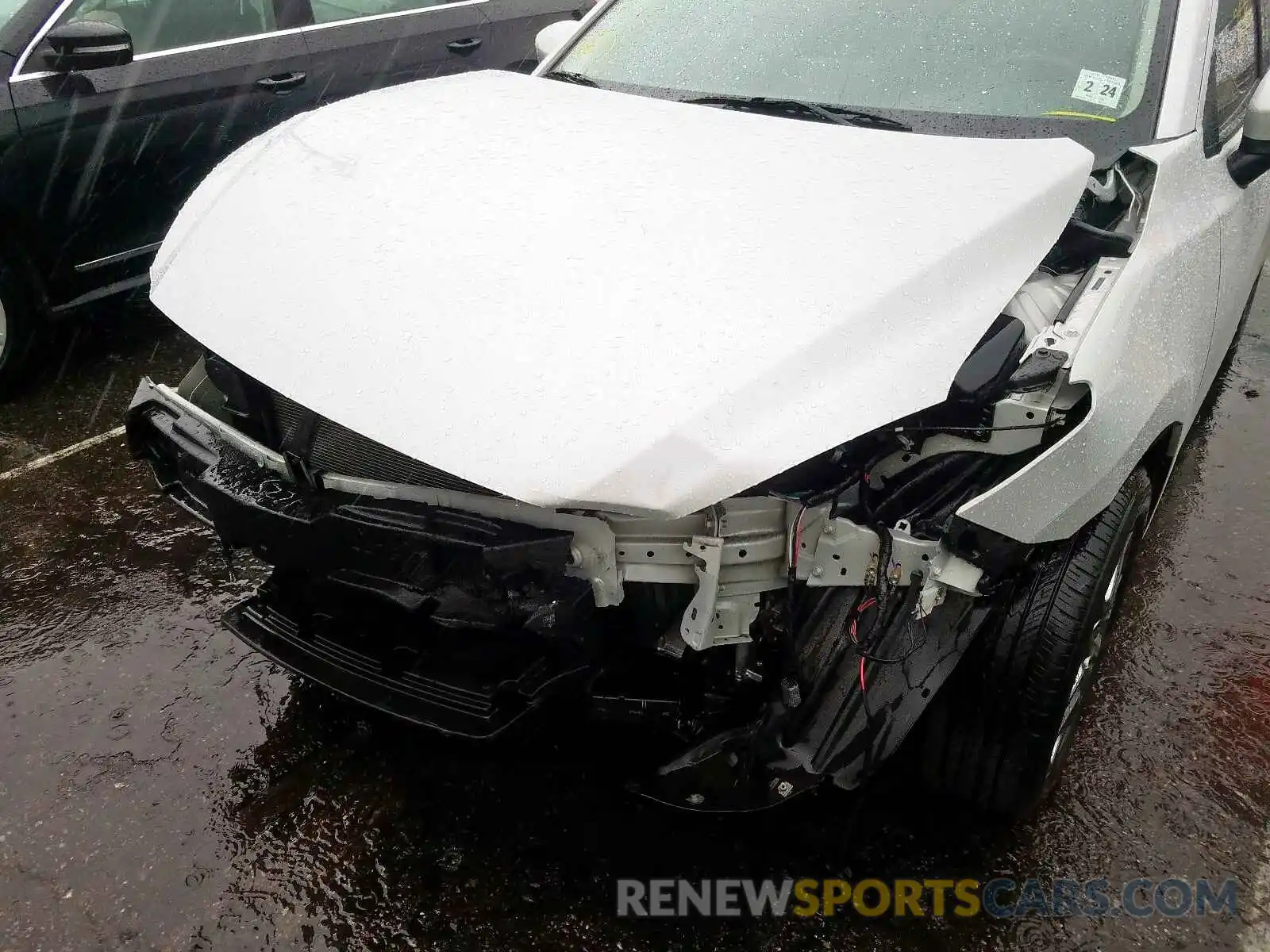 9 Photograph of a damaged car 3MYDLBYV0KY501906 TOYOTA YARIS 2019