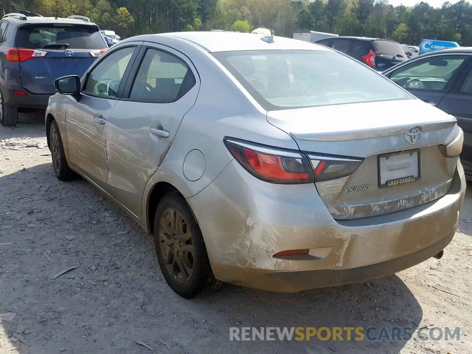 3 Photograph of a damaged car 3MYDLBYV0KY502134 TOYOTA YARIS 2019