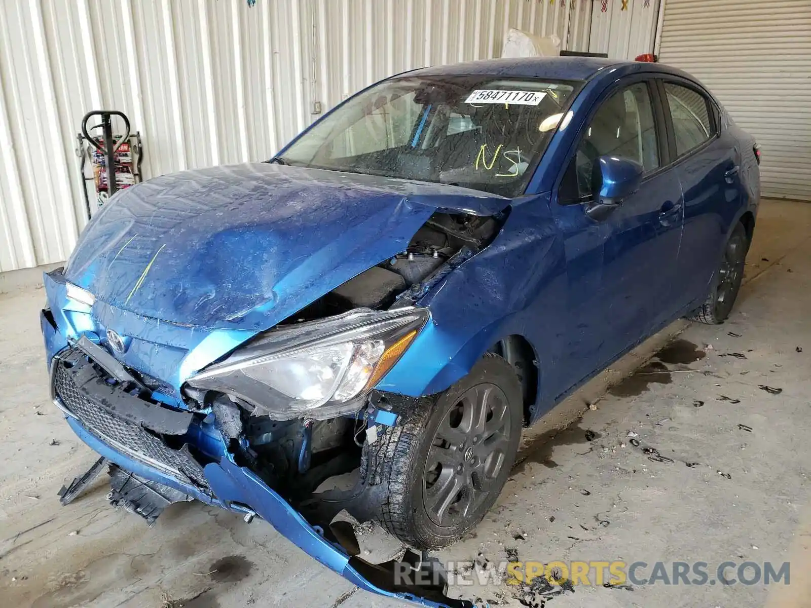 2 Photograph of a damaged car 3MYDLBYV0KY502327 TOYOTA YARIS 2019