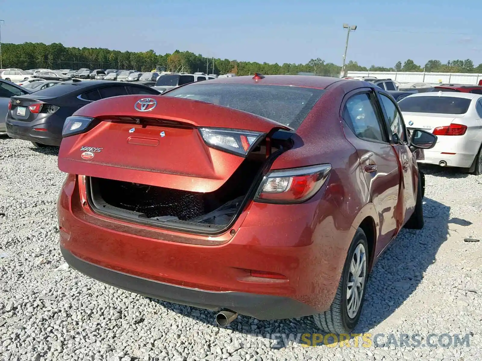 4 Photograph of a damaged car 3MYDLBYV0KY502795 TOYOTA YARIS 2019