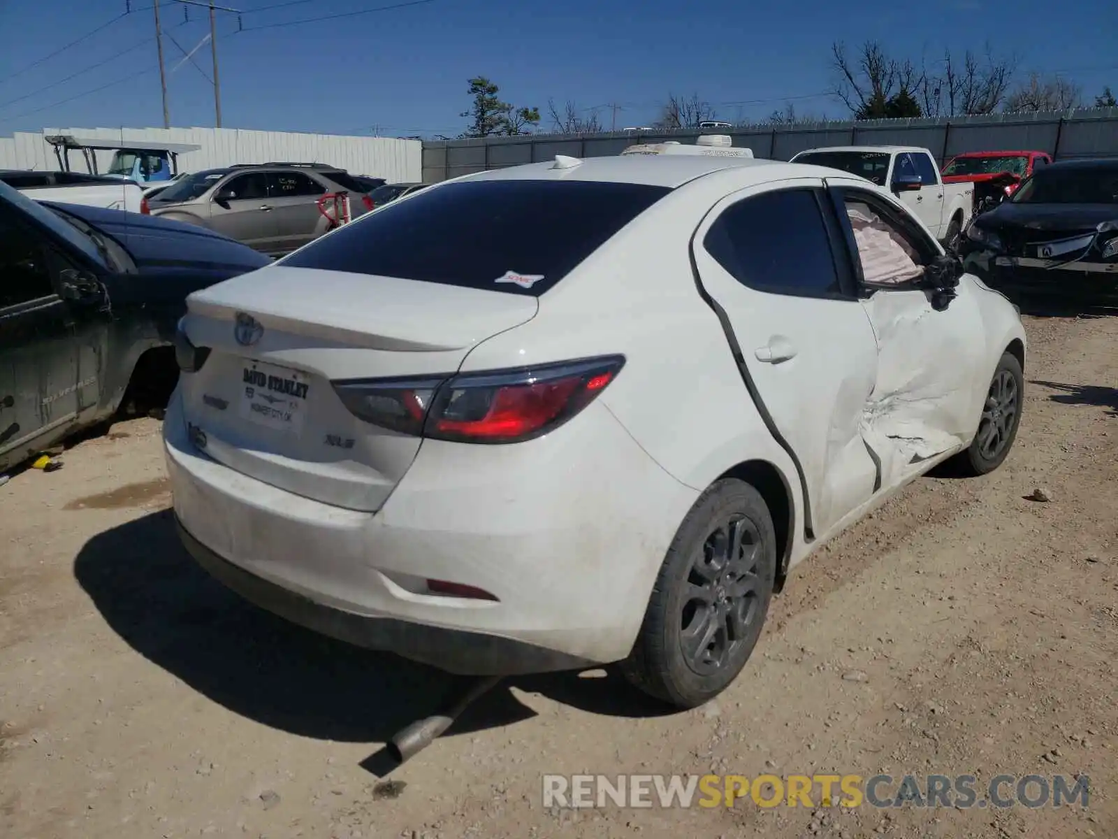 4 Photograph of a damaged car 3MYDLBYV0KY503686 TOYOTA YARIS 2019