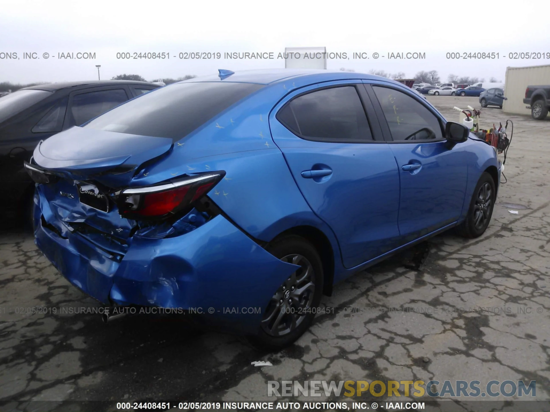 4 Фотография поврежденного автомобиля 3MYDLBYV0KY504689 TOYOTA YARIS 2019