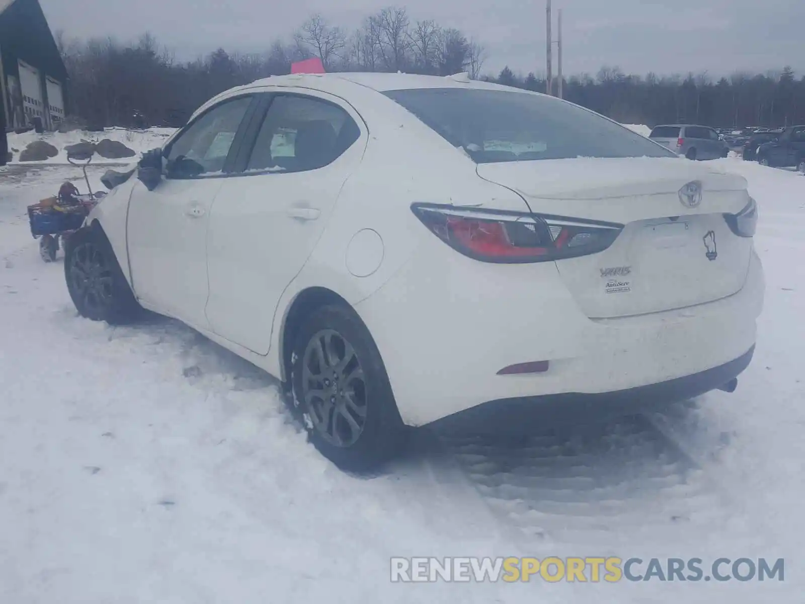 3 Photograph of a damaged car 3MYDLBYV0KY504773 TOYOTA YARIS 2019