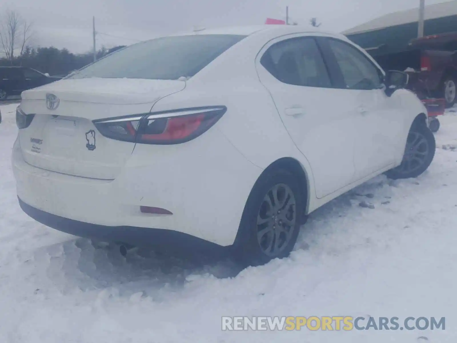 4 Photograph of a damaged car 3MYDLBYV0KY504773 TOYOTA YARIS 2019