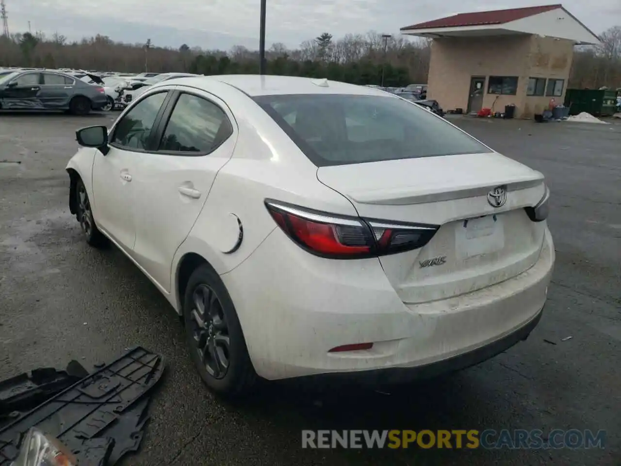 3 Photograph of a damaged car 3MYDLBYV0KY504823 TOYOTA YARIS 2019