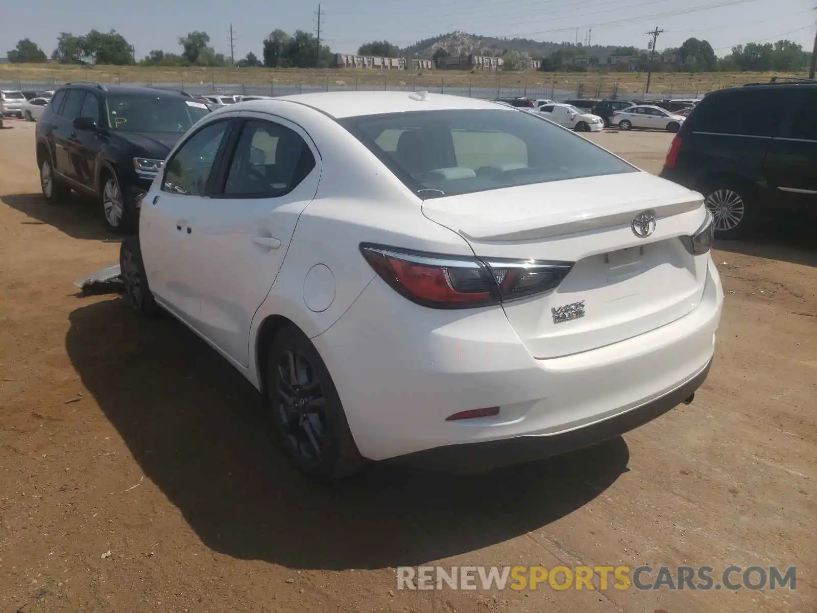 3 Photograph of a damaged car 3MYDLBYV0KY505048 TOYOTA YARIS 2019