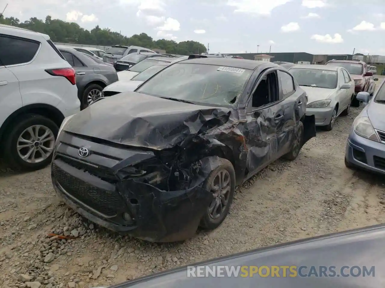 2 Photograph of a damaged car 3MYDLBYV0KY505941 TOYOTA YARIS 2019