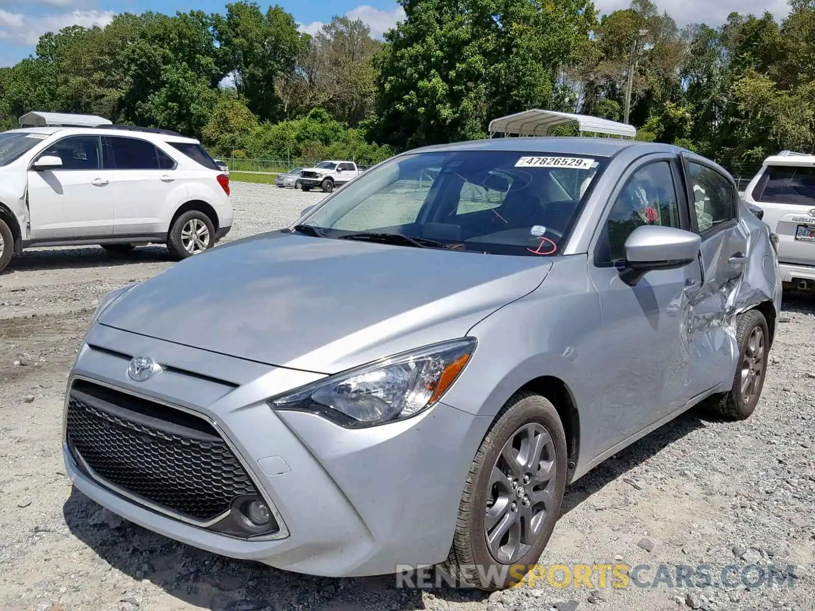 2 Photograph of a damaged car 3MYDLBYV0KY506166 TOYOTA YARIS 2019