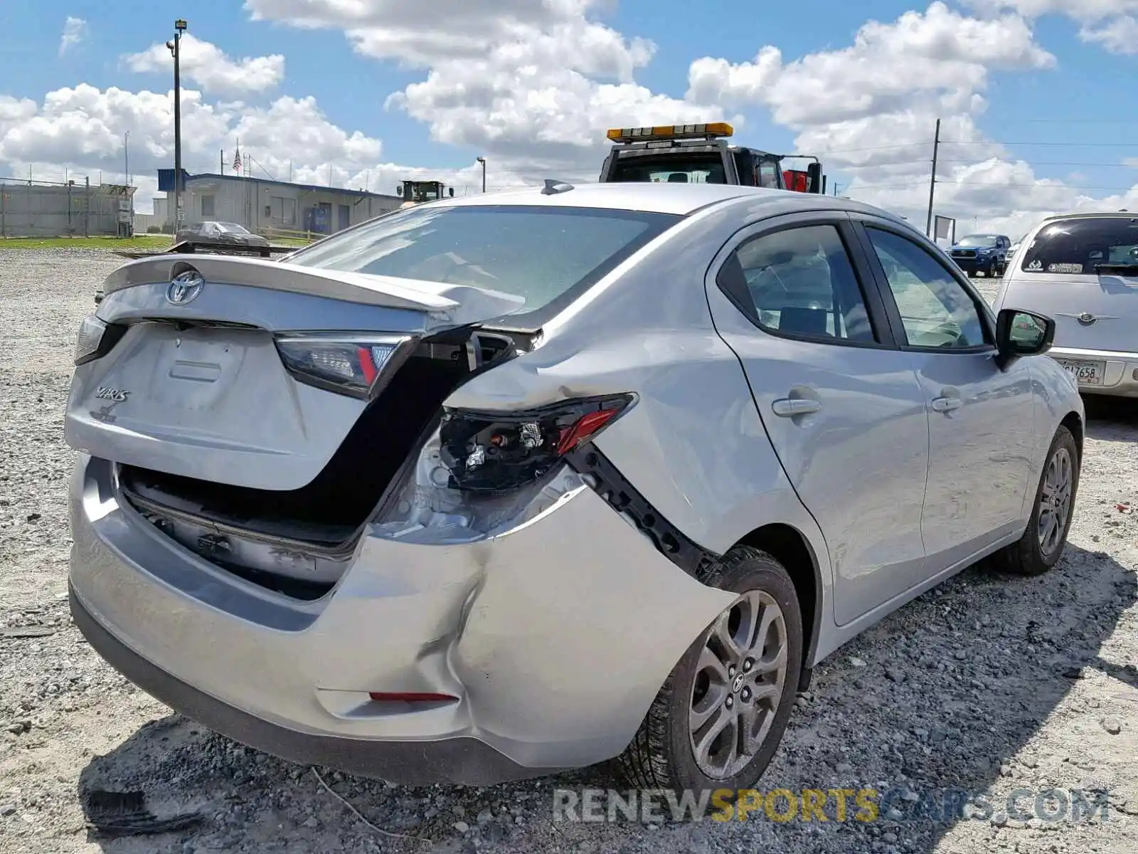 4 Photograph of a damaged car 3MYDLBYV0KY506166 TOYOTA YARIS 2019