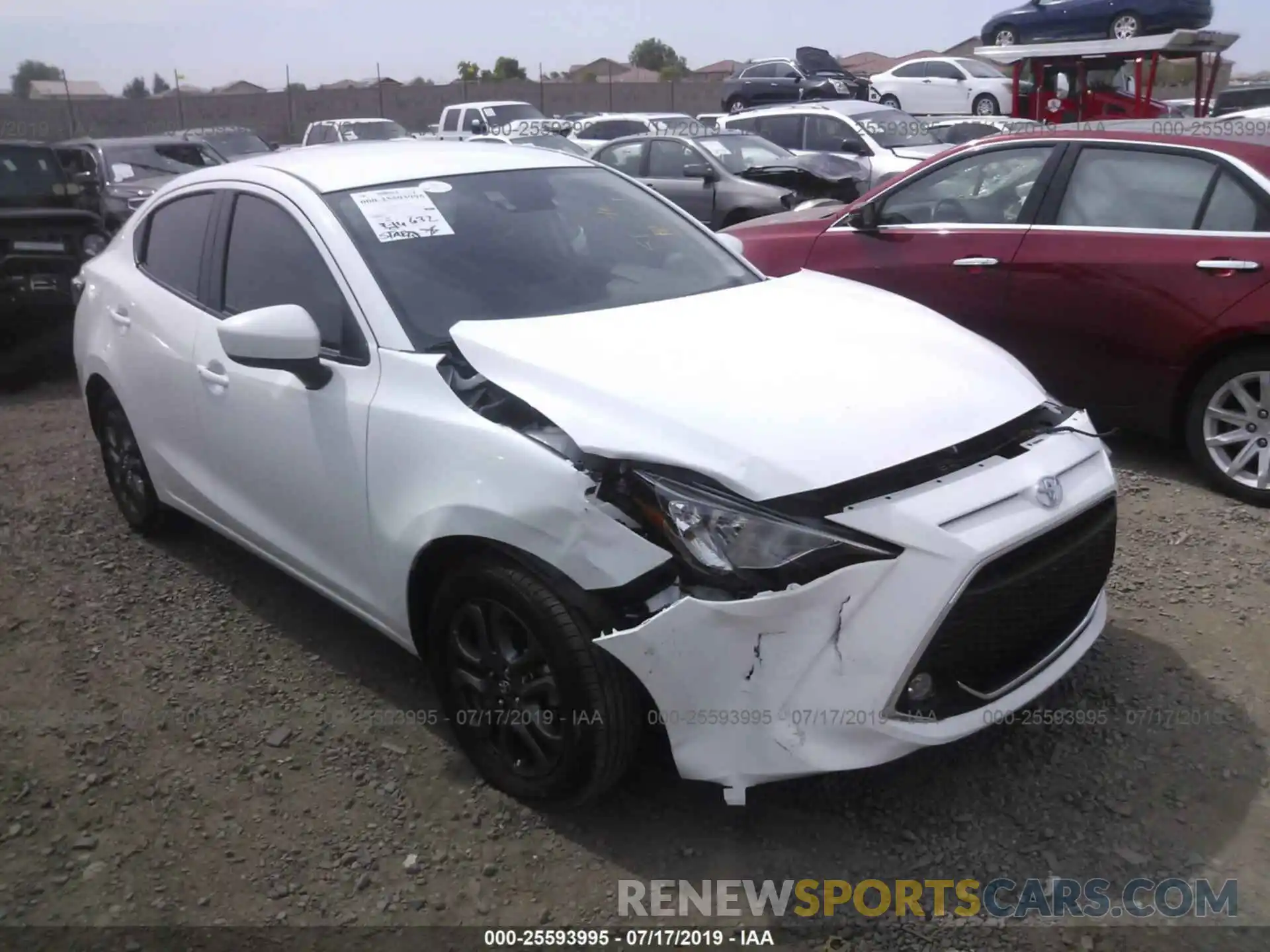 1 Photograph of a damaged car 3MYDLBYV0KY508533 TOYOTA YARIS 2019