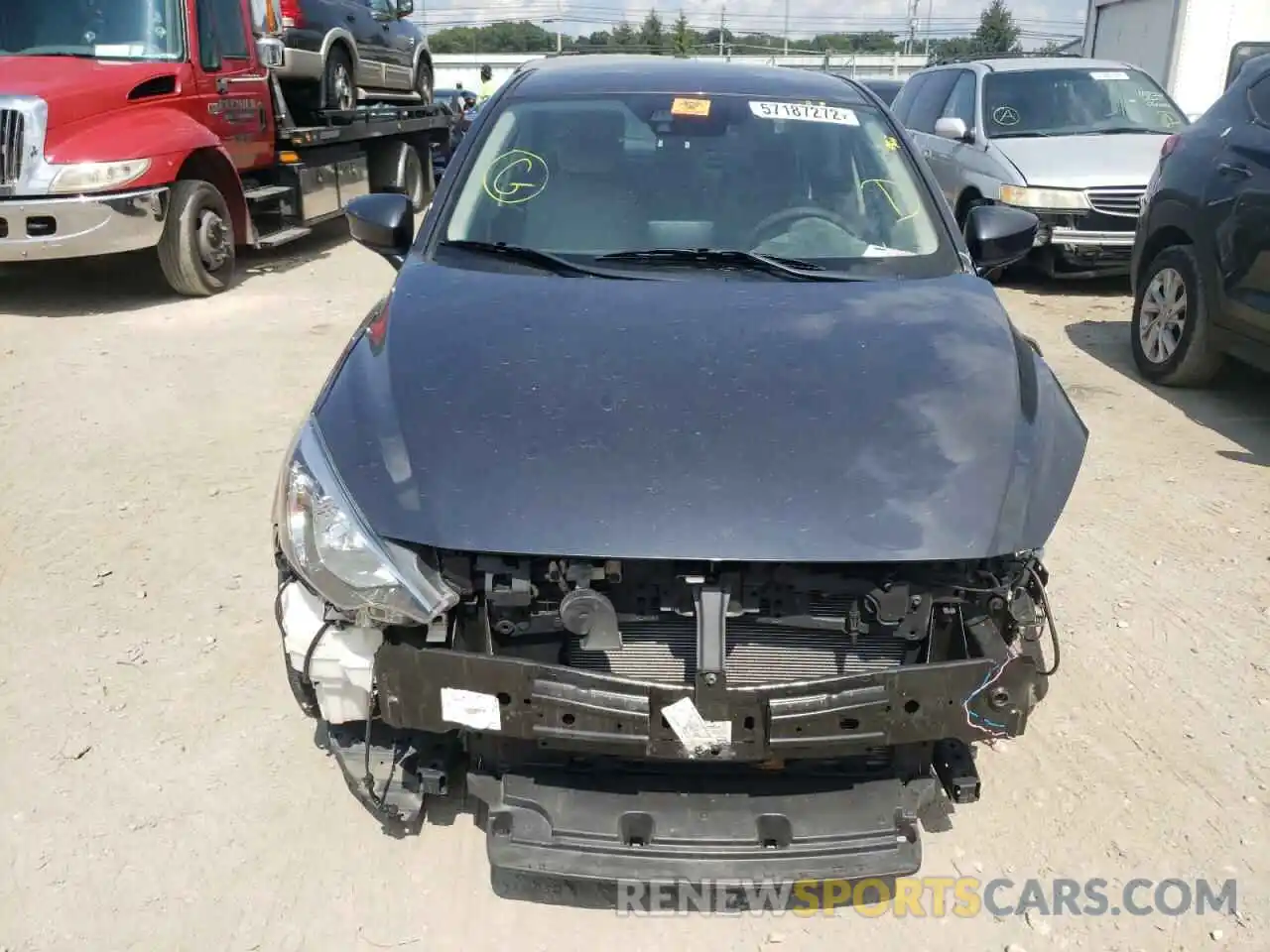 9 Photograph of a damaged car 3MYDLBYV0KY508693 TOYOTA YARIS 2019