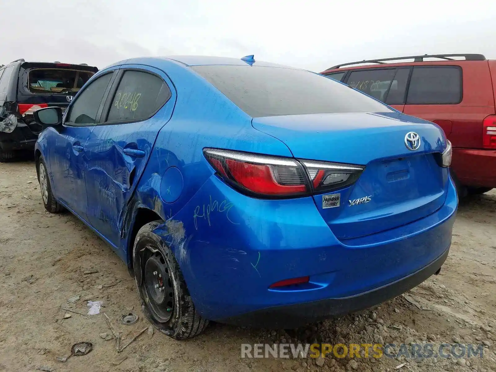 3 Фотография поврежденного автомобиля 3MYDLBYV0KY513229 TOYOTA YARIS 2019