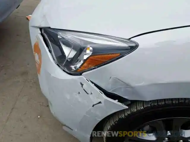 9 Photograph of a damaged car 3MYDLBYV0KY513389 TOYOTA YARIS 2019