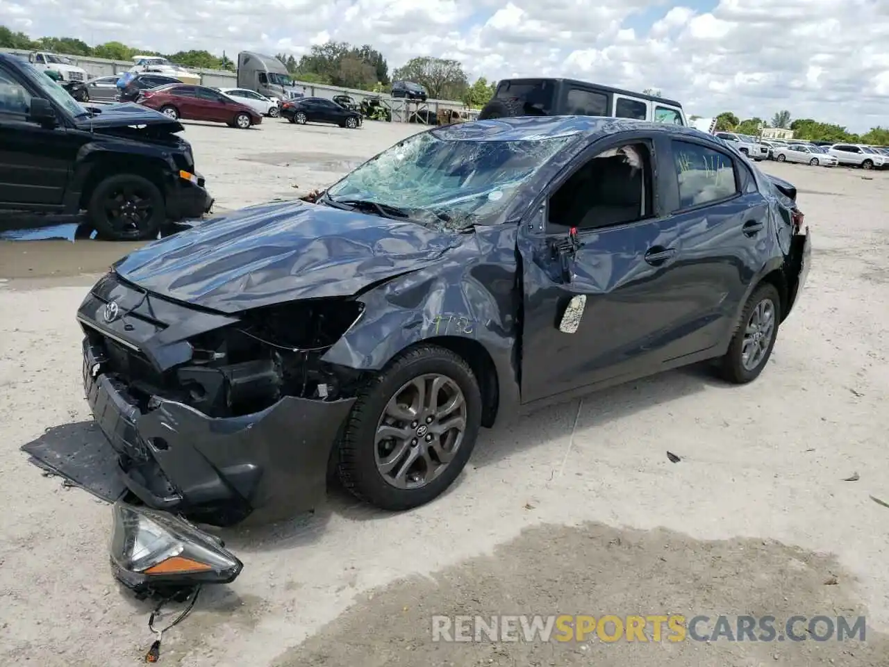 2 Photograph of a damaged car 3MYDLBYV0KY513960 TOYOTA YARIS 2019