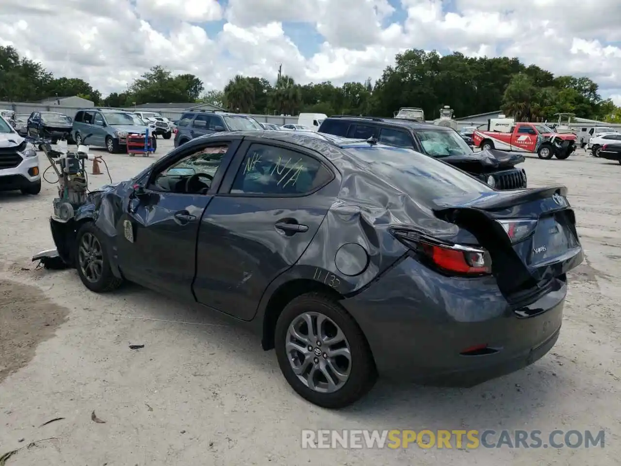 3 Photograph of a damaged car 3MYDLBYV0KY513960 TOYOTA YARIS 2019