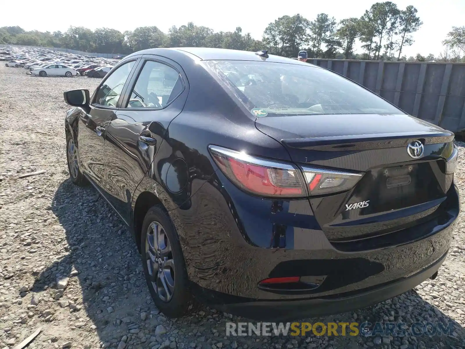 3 Photograph of a damaged car 3MYDLBYV0KY514140 TOYOTA YARIS 2019