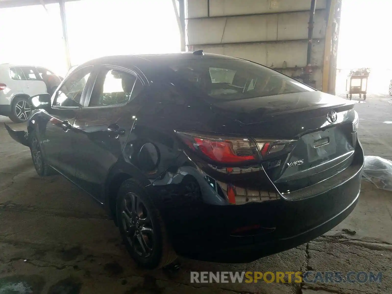 3 Photograph of a damaged car 3MYDLBYV0KY515319 TOYOTA YARIS 2019