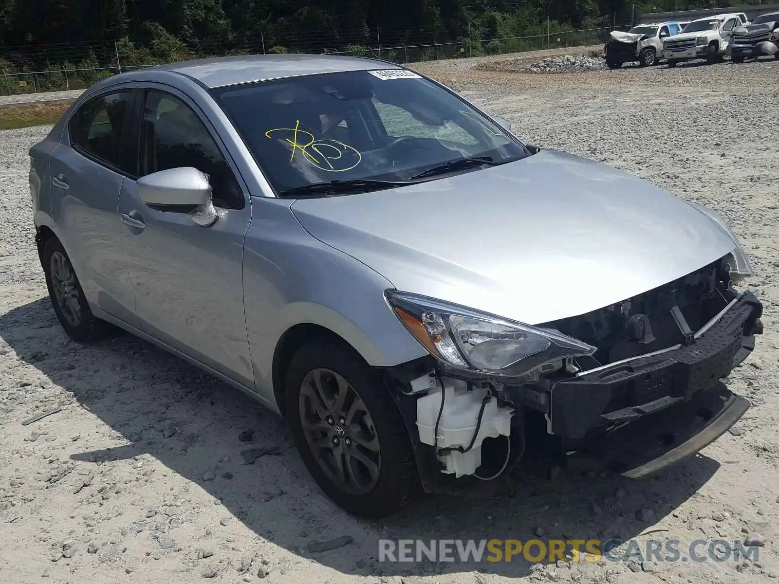 1 Photograph of a damaged car 3MYDLBYV0KY516793 TOYOTA YARIS 2019