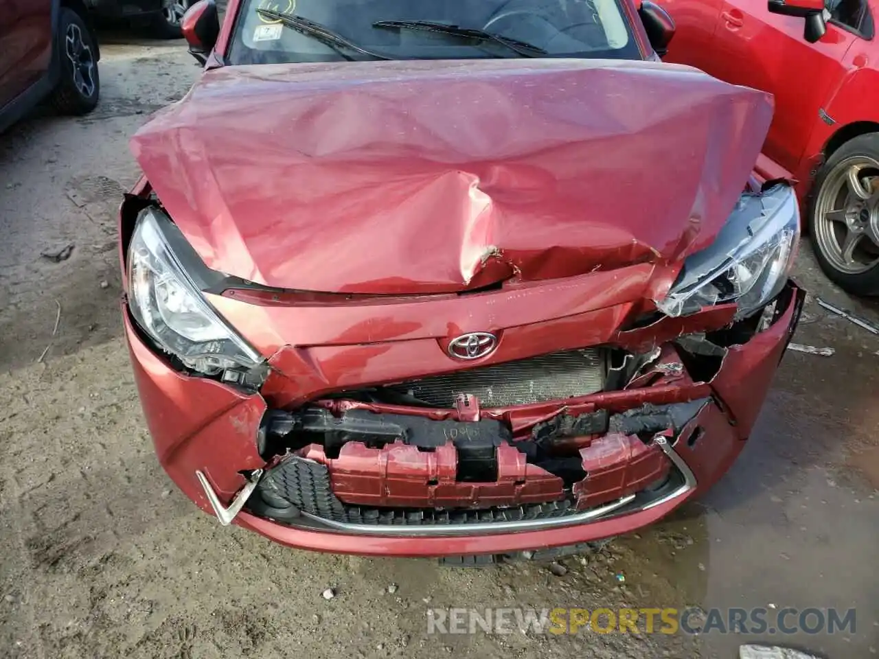 7 Photograph of a damaged car 3MYDLBYV0KY517099 TOYOTA YARIS 2019