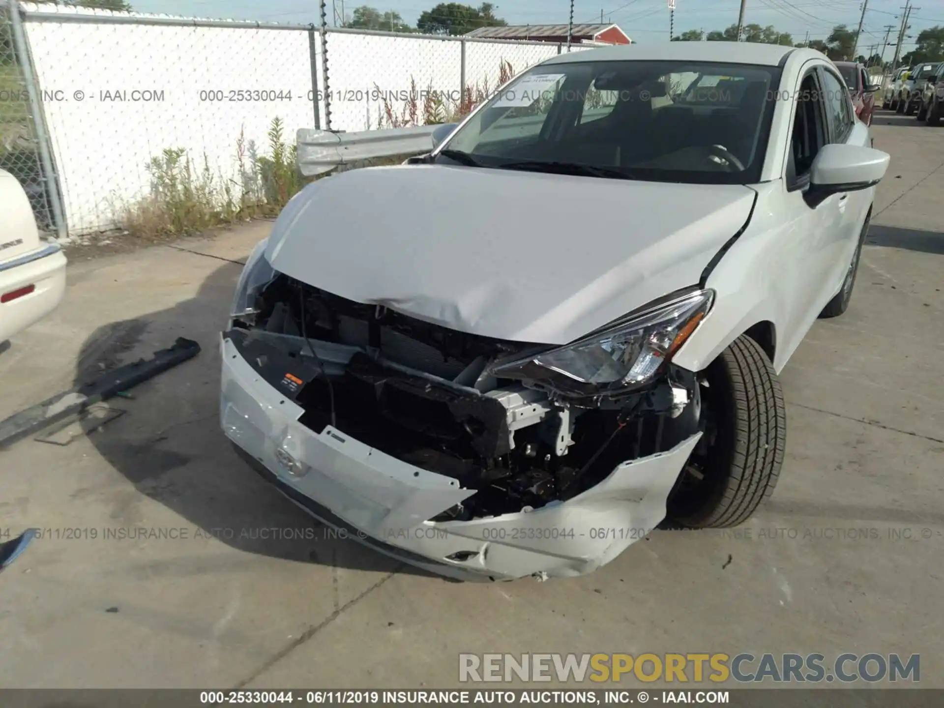 6 Photograph of a damaged car 3MYDLBYV0KY519032 TOYOTA YARIS 2019