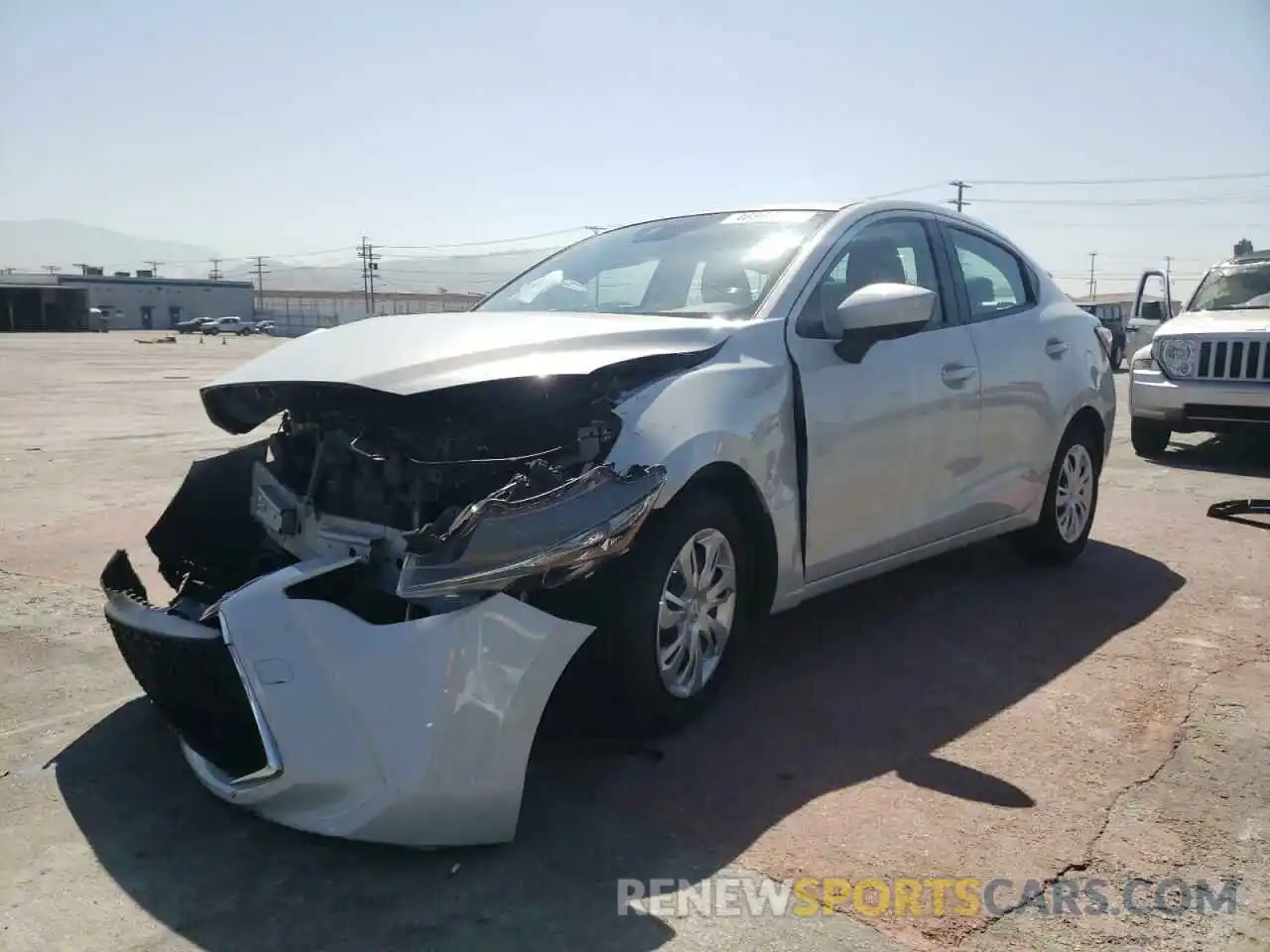 2 Photograph of a damaged car 3MYDLBYV0KY519113 TOYOTA YARIS 2019