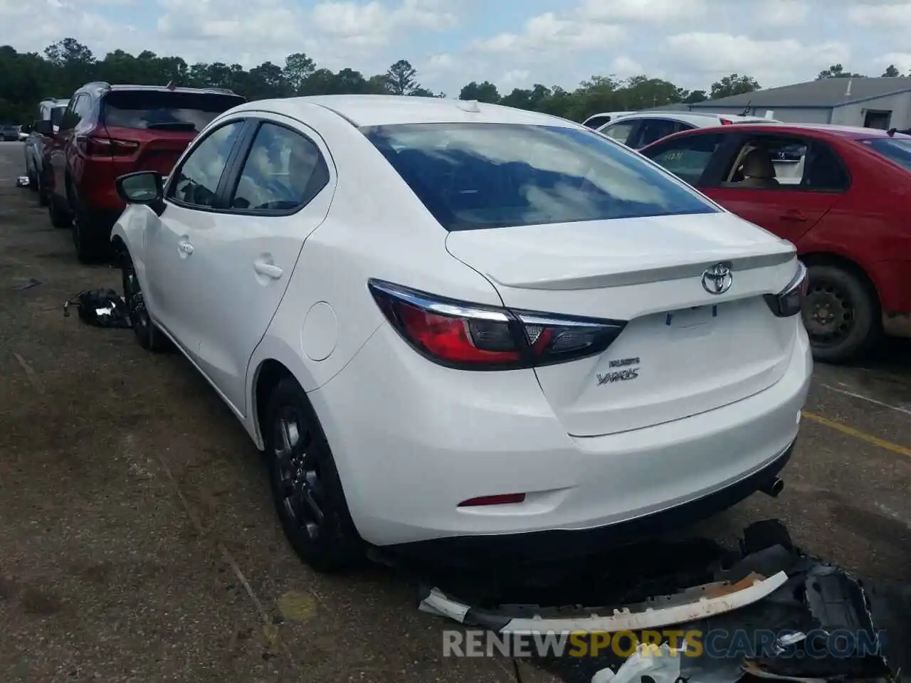 3 Photograph of a damaged car 3MYDLBYV0KY521413 TOYOTA YARIS 2019