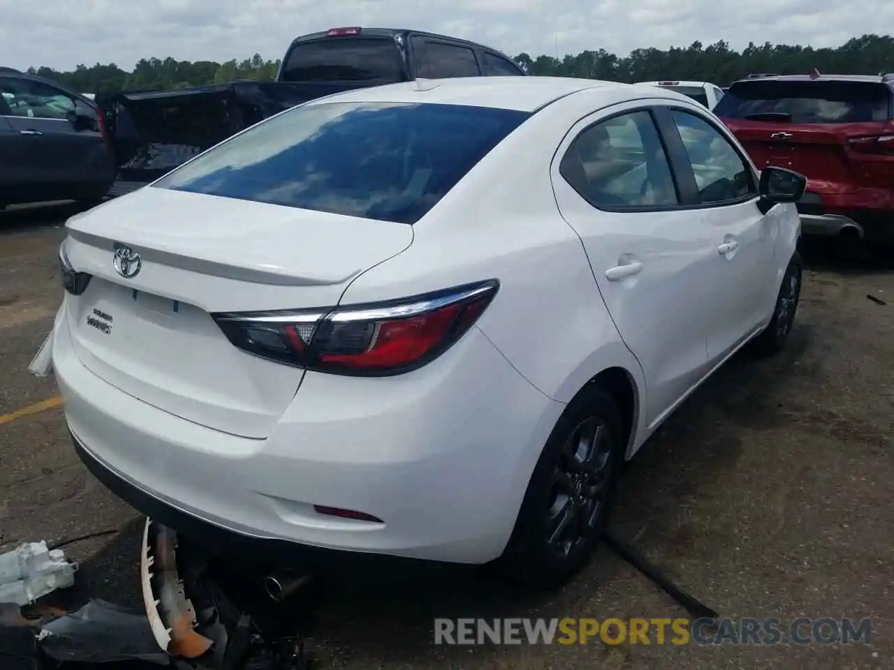 4 Photograph of a damaged car 3MYDLBYV0KY521413 TOYOTA YARIS 2019