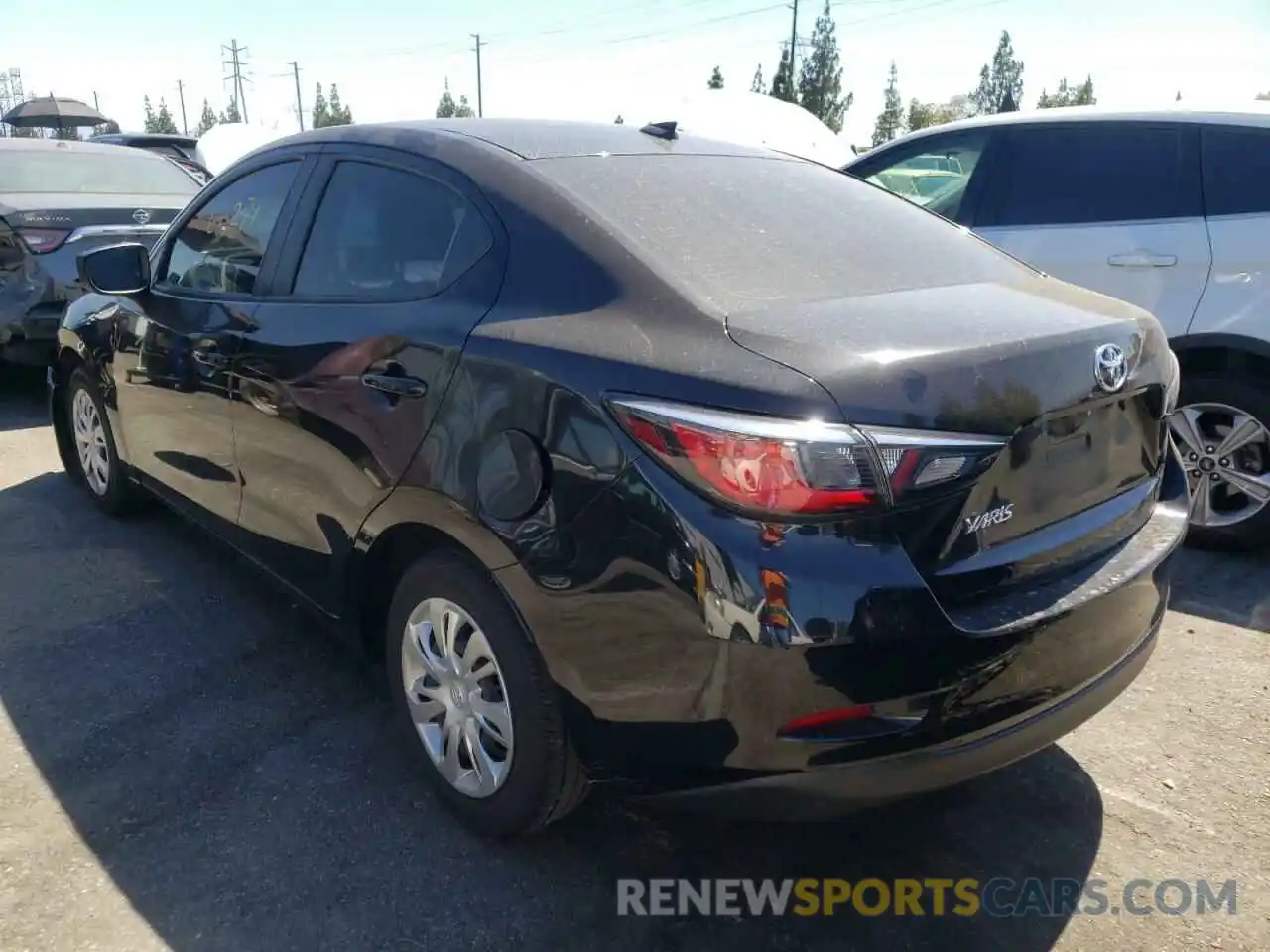 3 Photograph of a damaged car 3MYDLBYV0KY522268 TOYOTA YARIS 2019