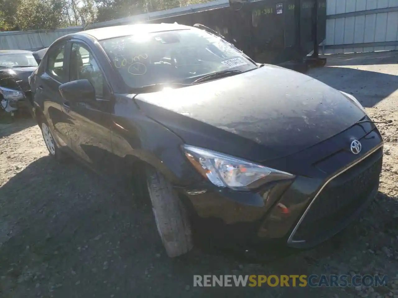 1 Photograph of a damaged car 3MYDLBYV0KY522920 TOYOTA YARIS 2019