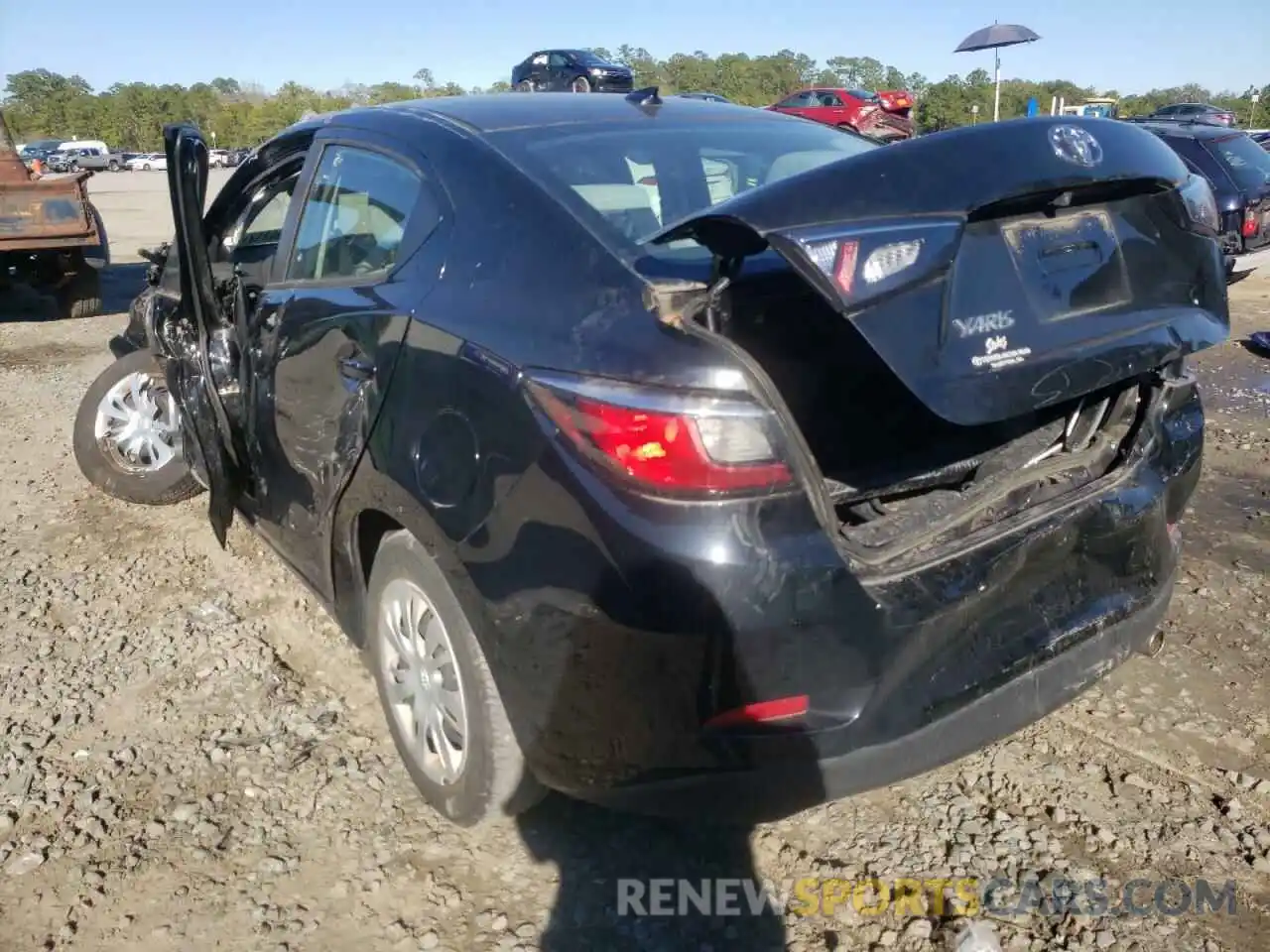 3 Photograph of a damaged car 3MYDLBYV0KY522920 TOYOTA YARIS 2019