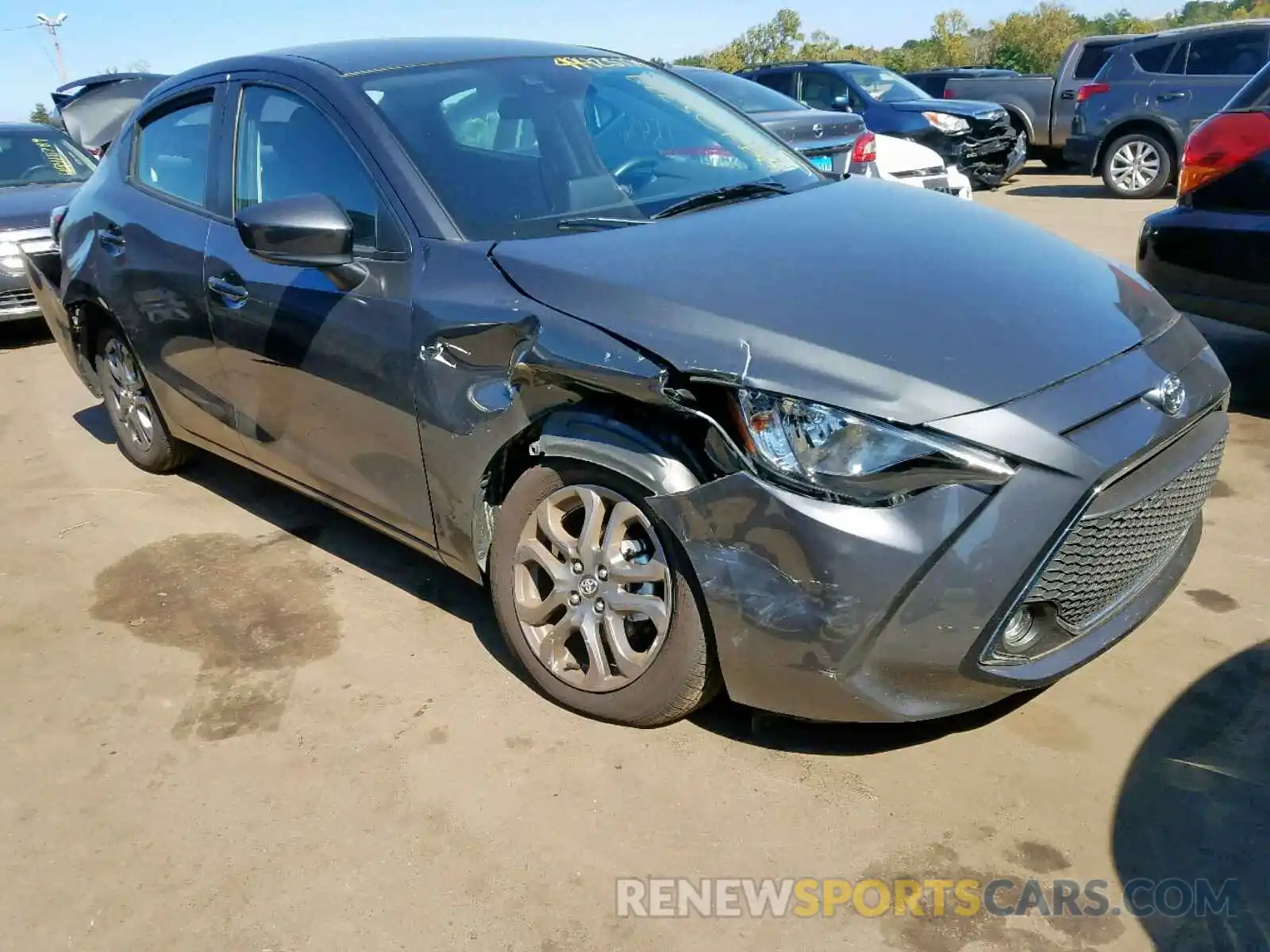 1 Photograph of a damaged car 3MYDLBYV0KY523338 TOYOTA YARIS 2019