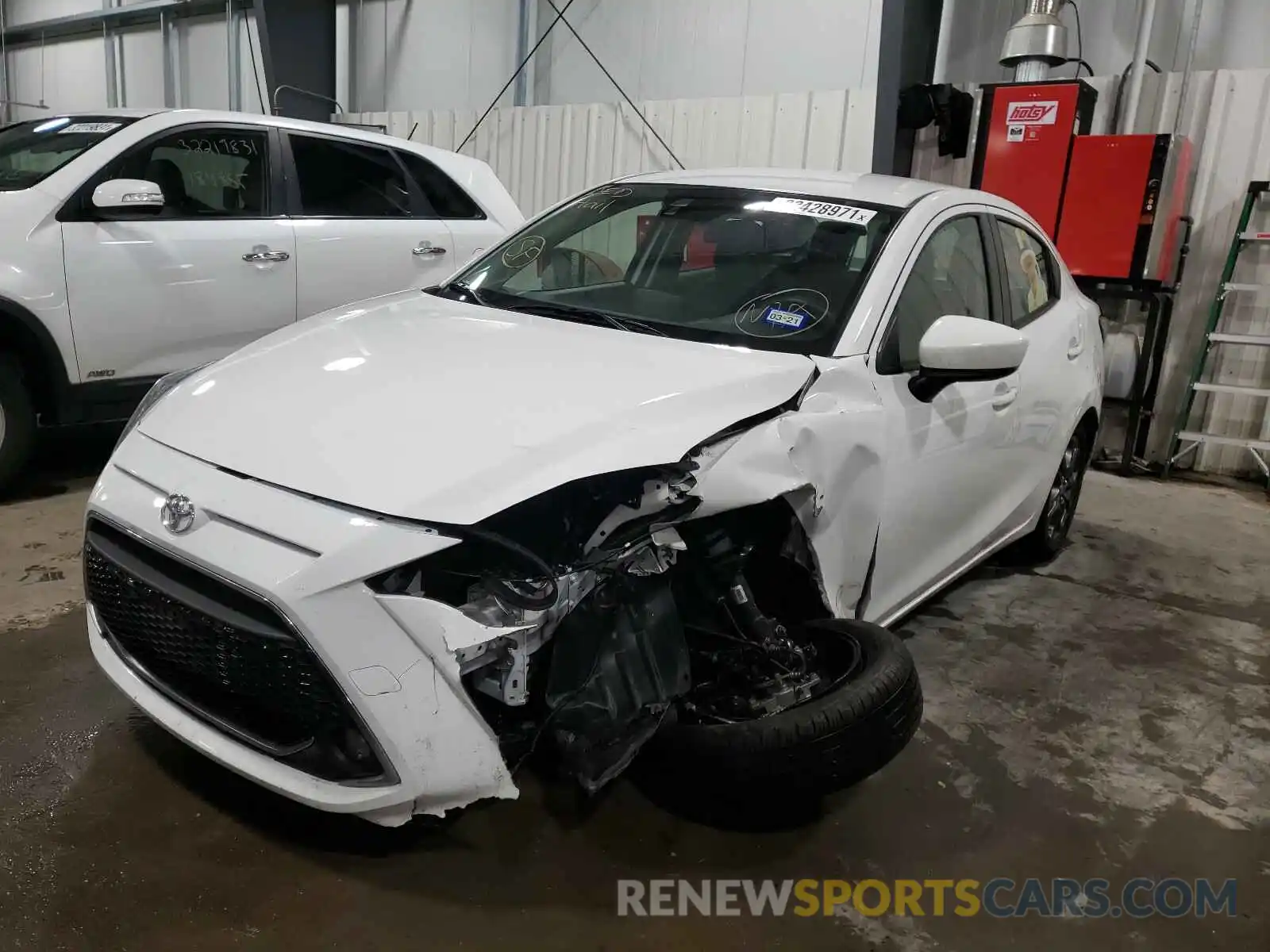 2 Photograph of a damaged car 3MYDLBYV0KY526658 TOYOTA YARIS 2019