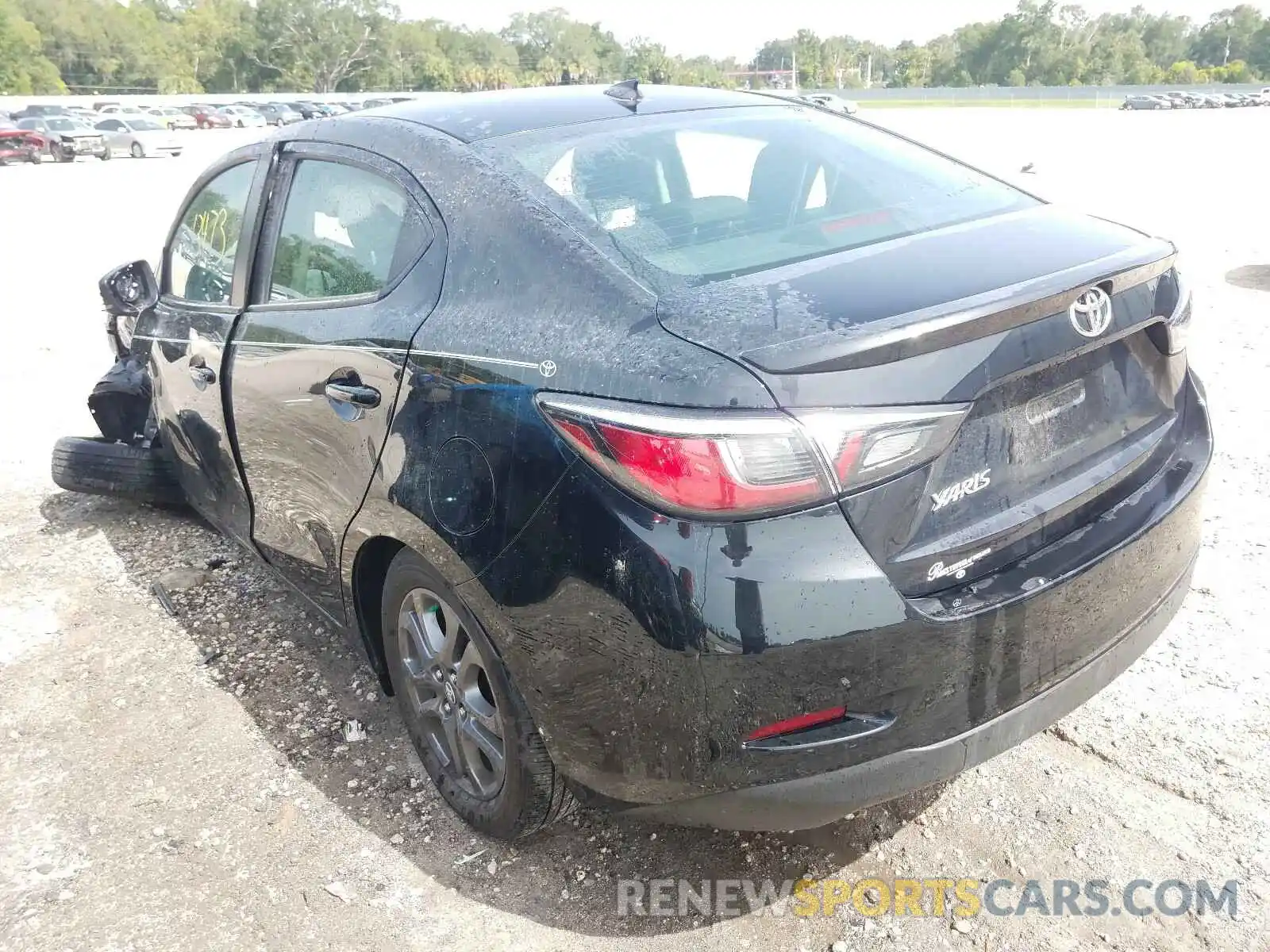 3 Photograph of a damaged car 3MYDLBYV0KY527261 TOYOTA YARIS 2019