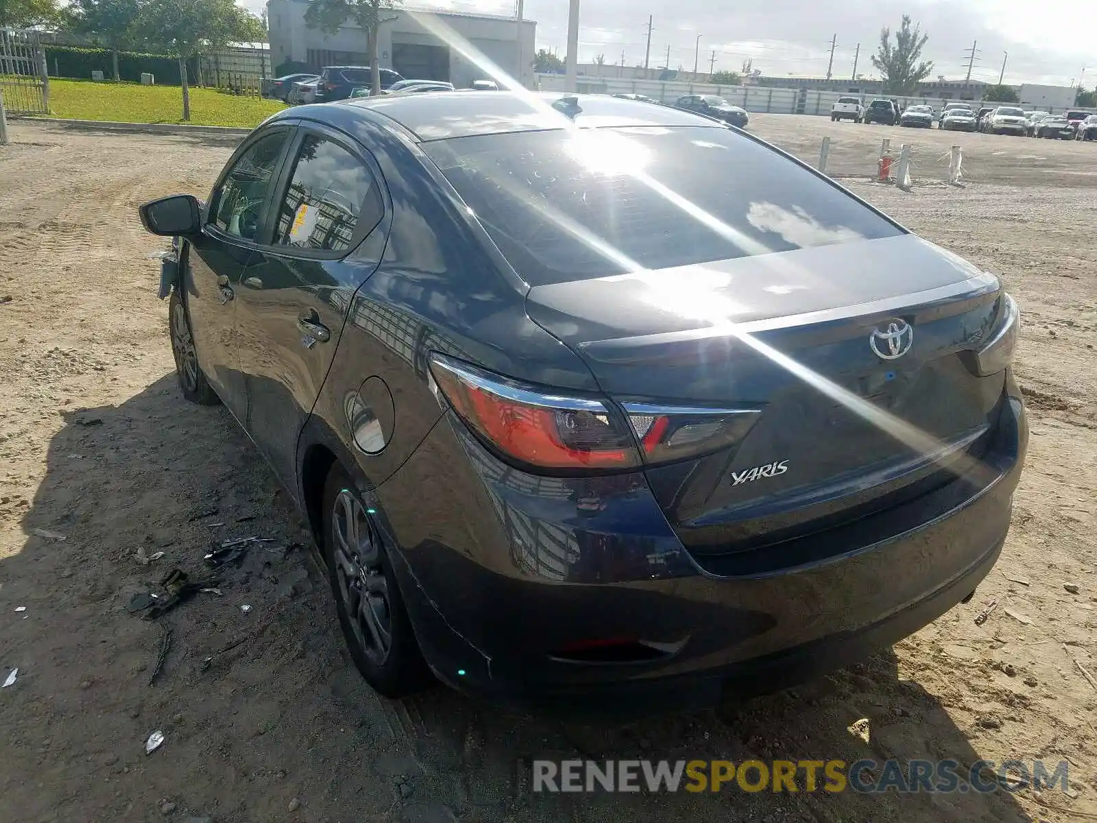 3 Photograph of a damaged car 3MYDLBYV0KY527518 TOYOTA YARIS 2019