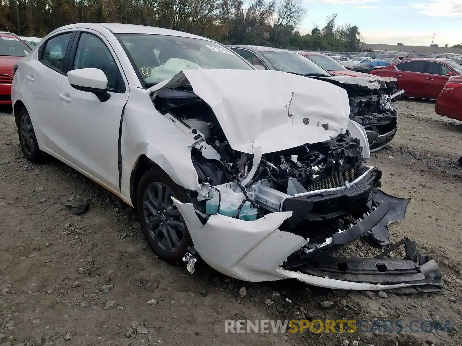 1 Photograph of a damaged car 3MYDLBYV0KY528409 TOYOTA YARIS 2019