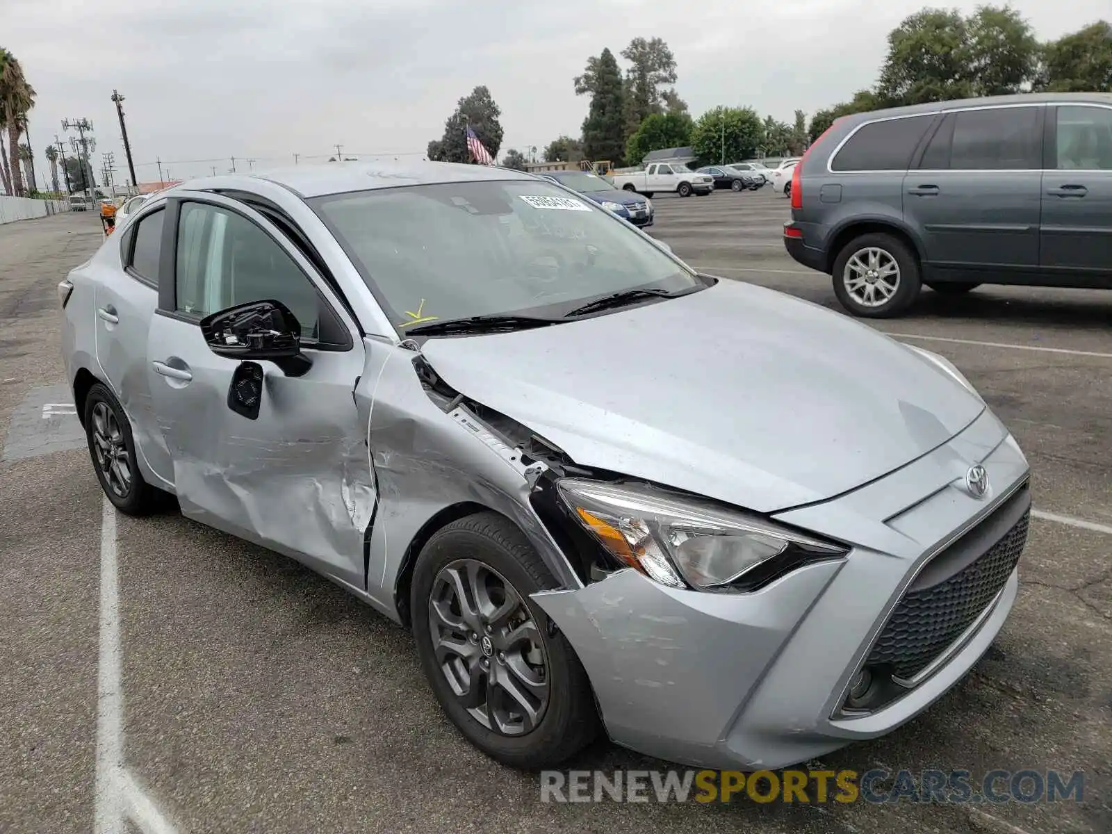 1 Photograph of a damaged car 3MYDLBYV1KY500103 TOYOTA YARIS 2019