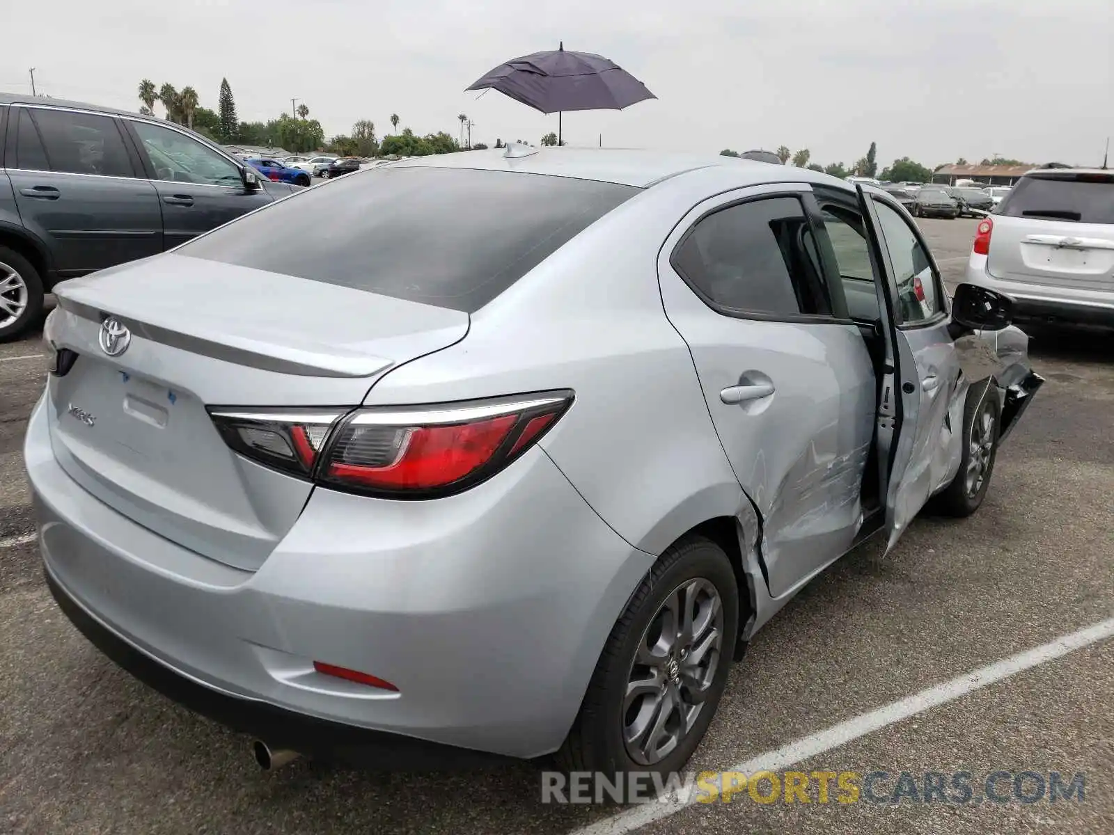 4 Photograph of a damaged car 3MYDLBYV1KY500103 TOYOTA YARIS 2019