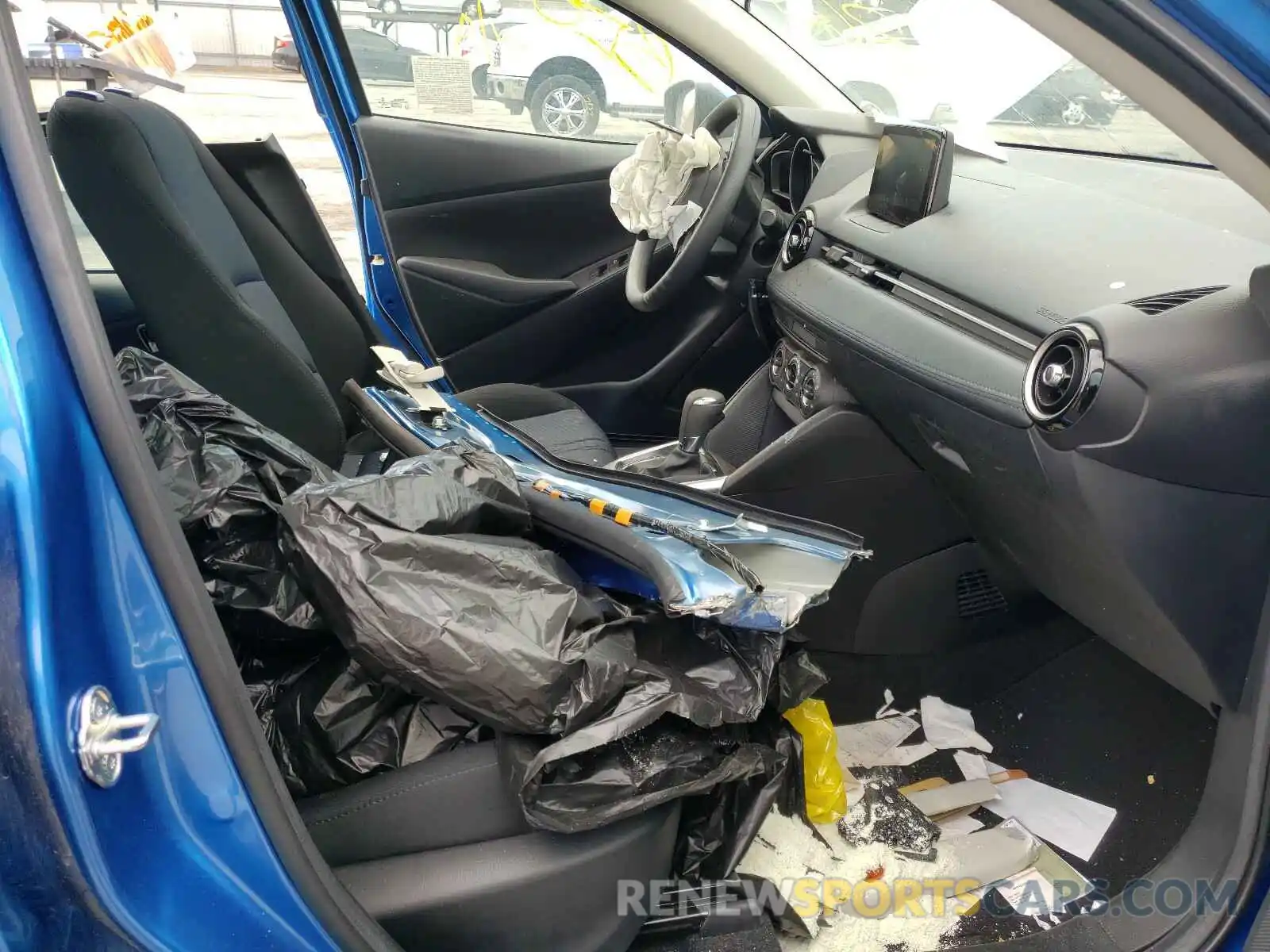 5 Photograph of a damaged car 3MYDLBYV1KY500411 TOYOTA YARIS 2019